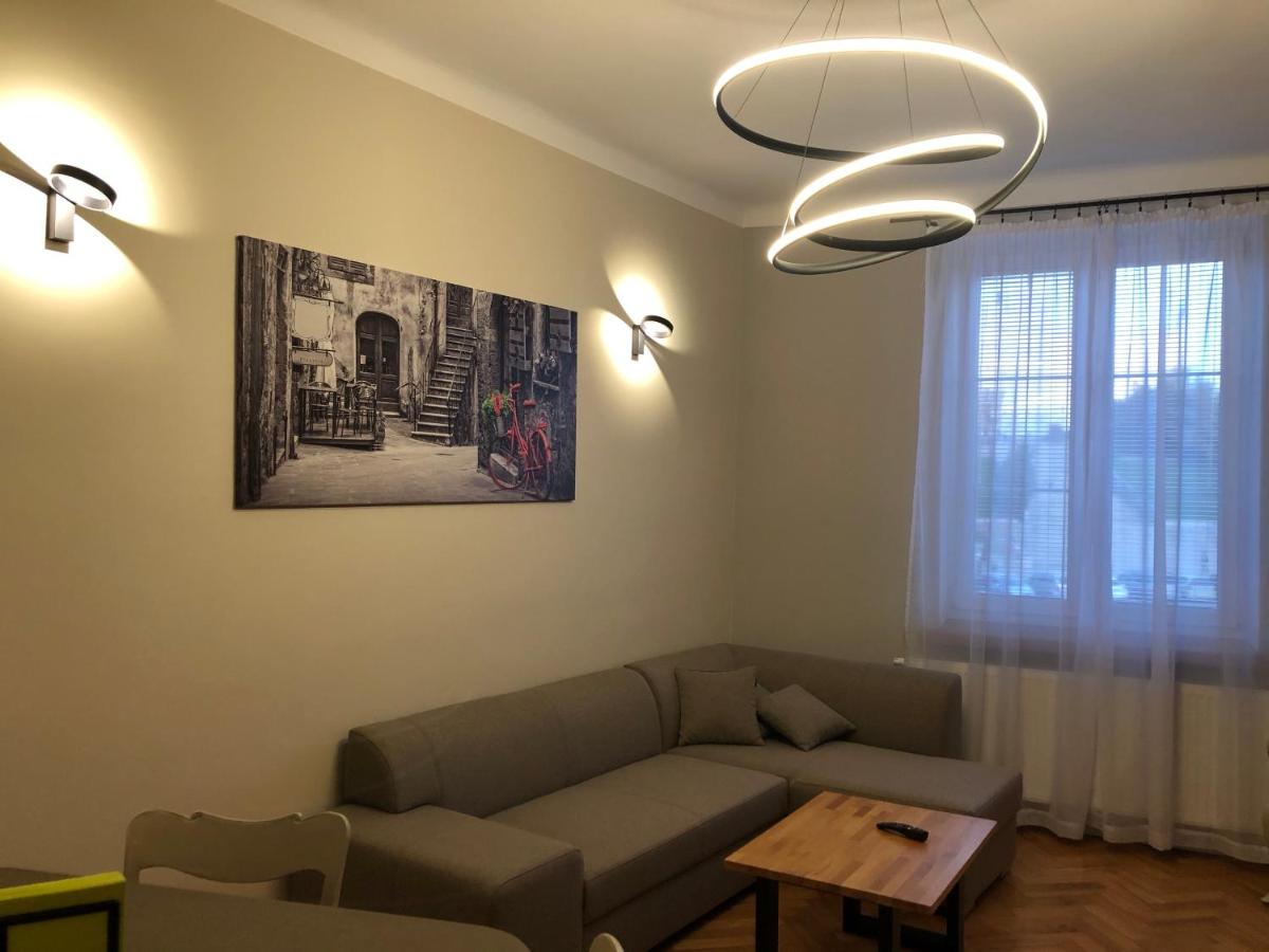 Two-Bedroom Apartment photo 3
