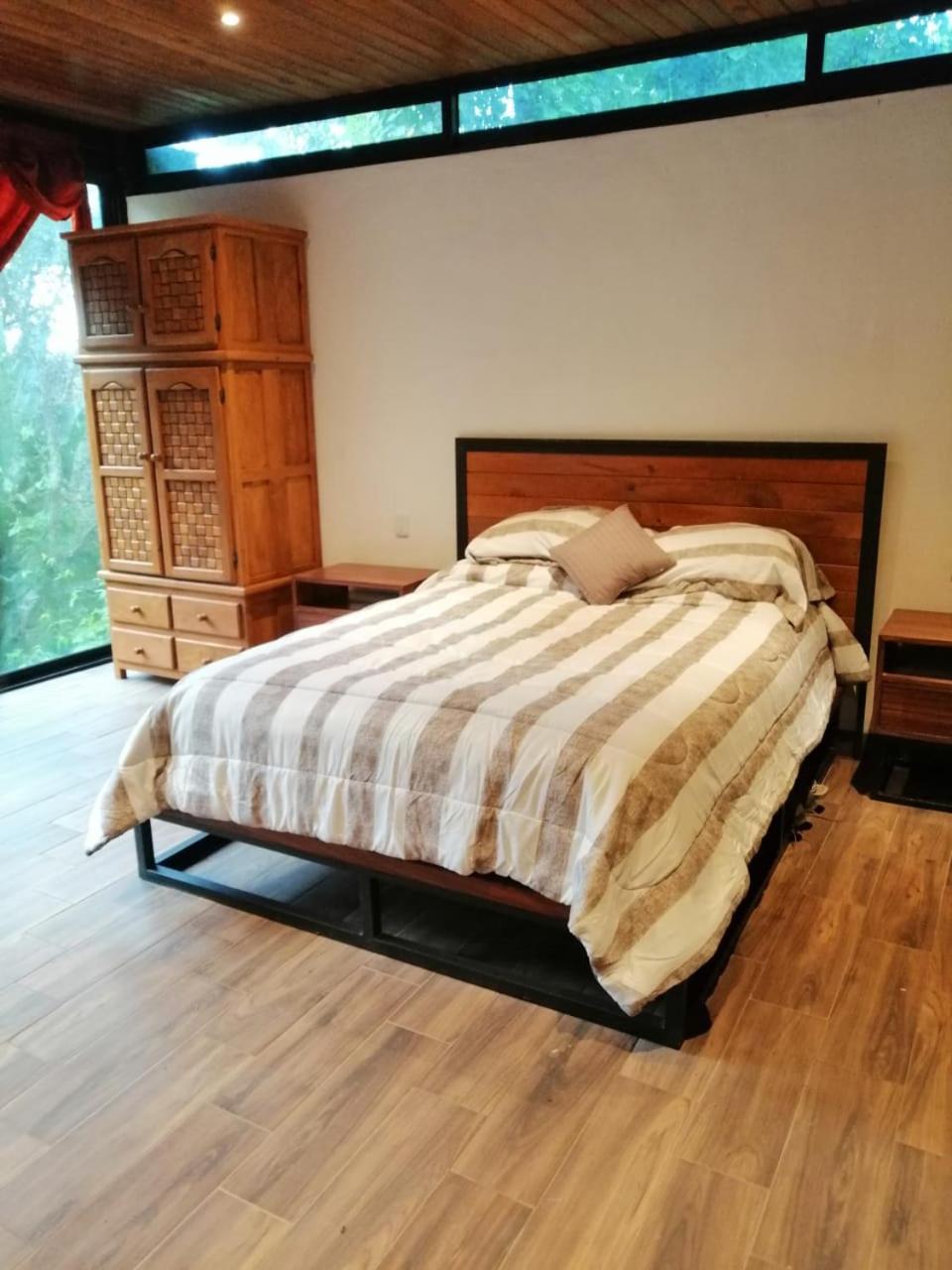 Deluxe Double Room (2 Adults + 1 Child) - Photo 29