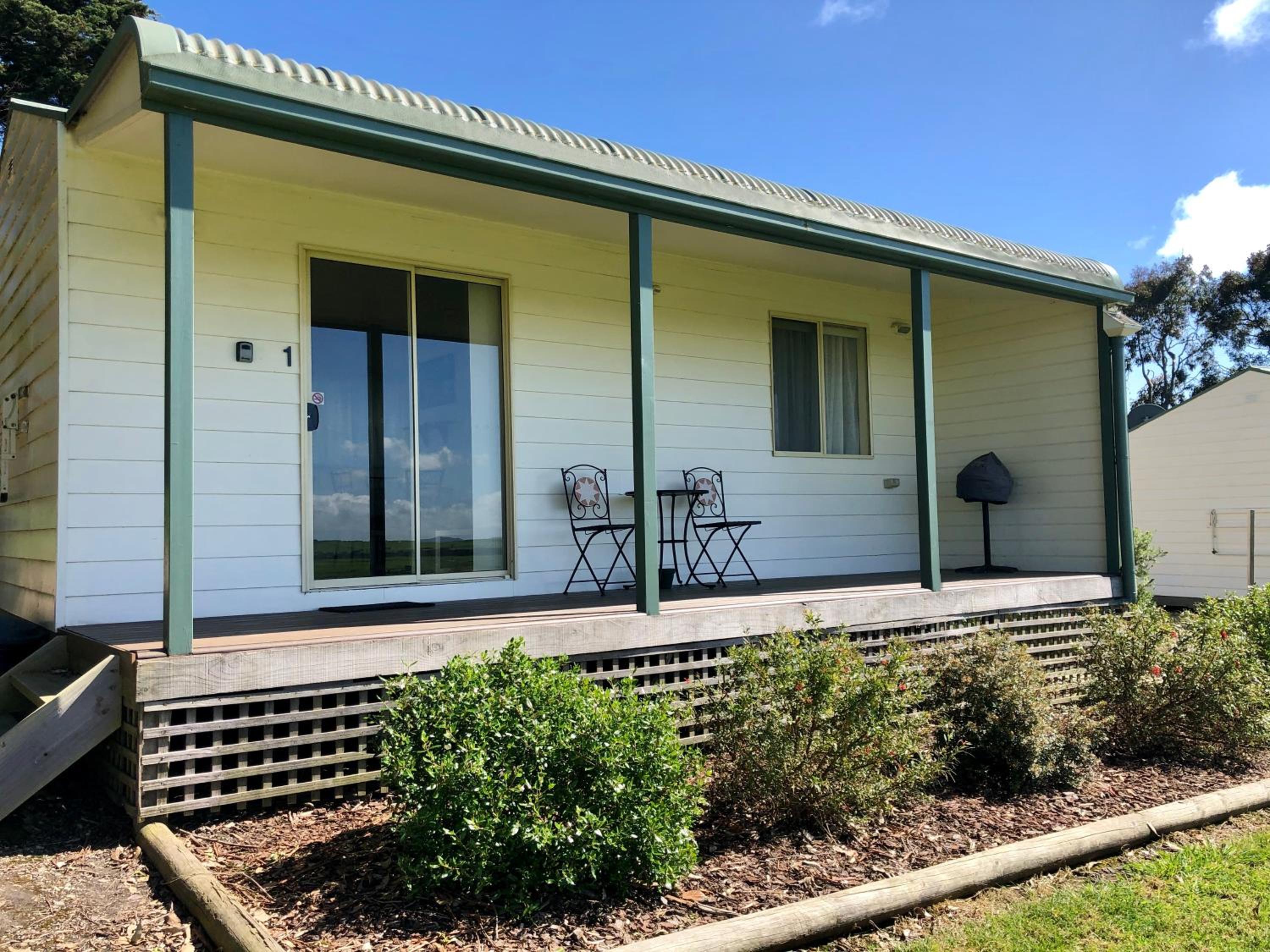 One-Bedroom Cottage photo 2