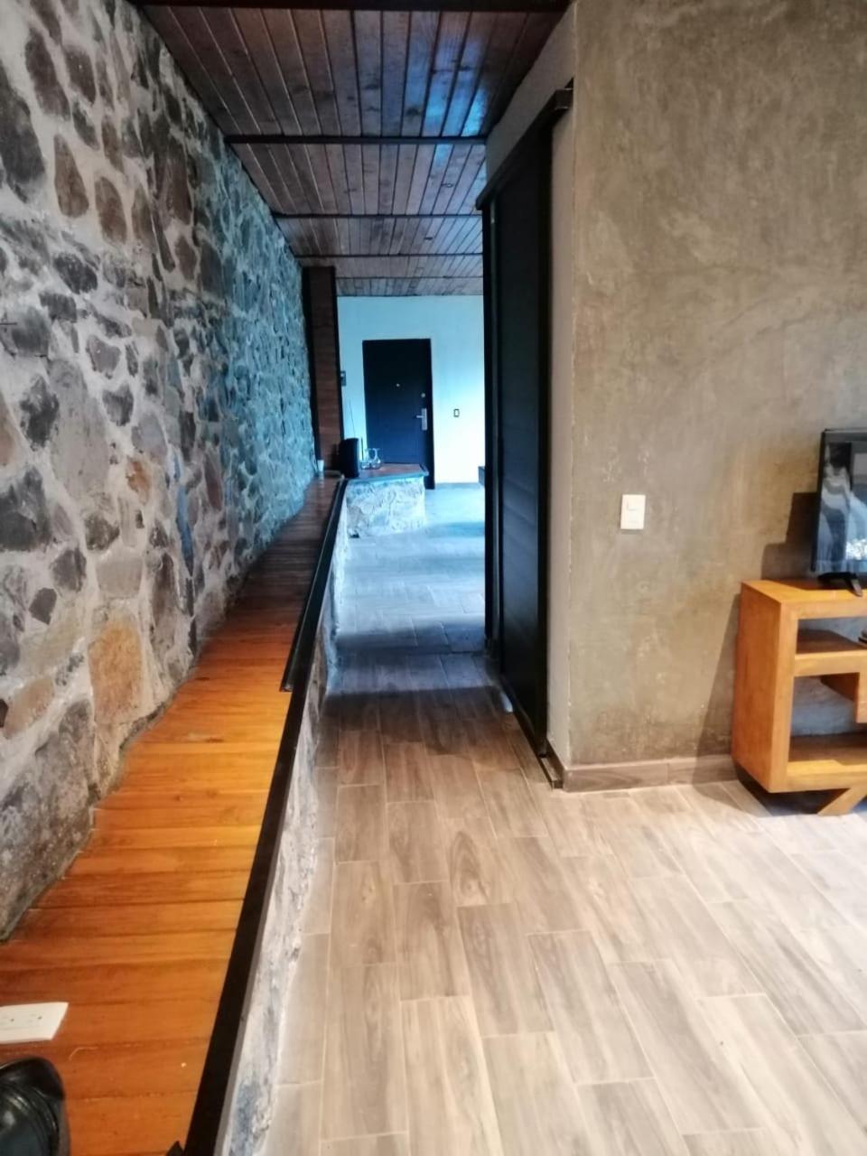 Deluxe Double Room (2 Adults + 1 Child) - Photo 22