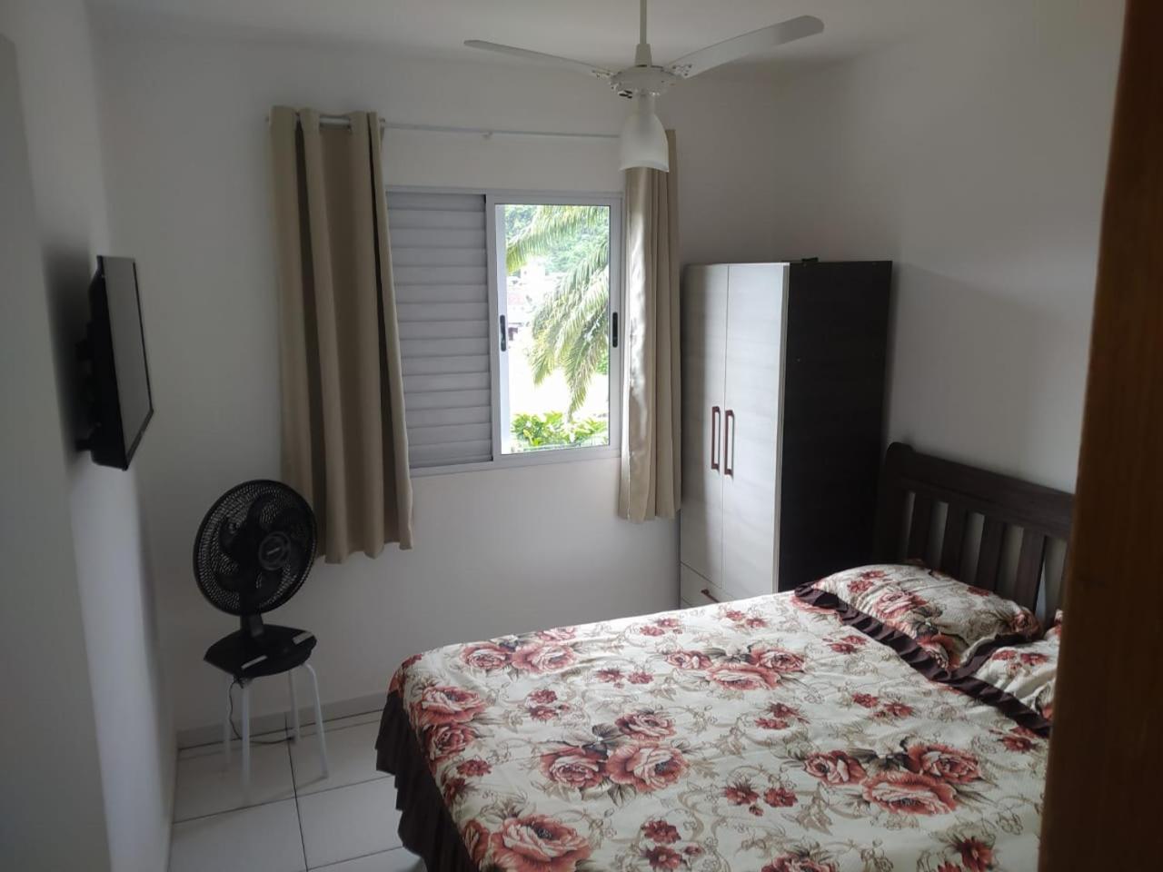 Two-Bedroom Apartment - Photo 4