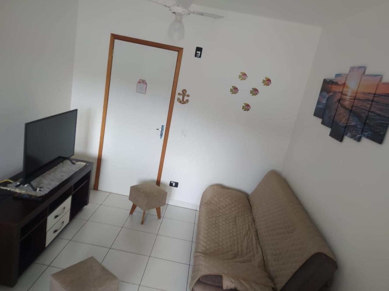 Two-Bedroom Apartment - Photo 6