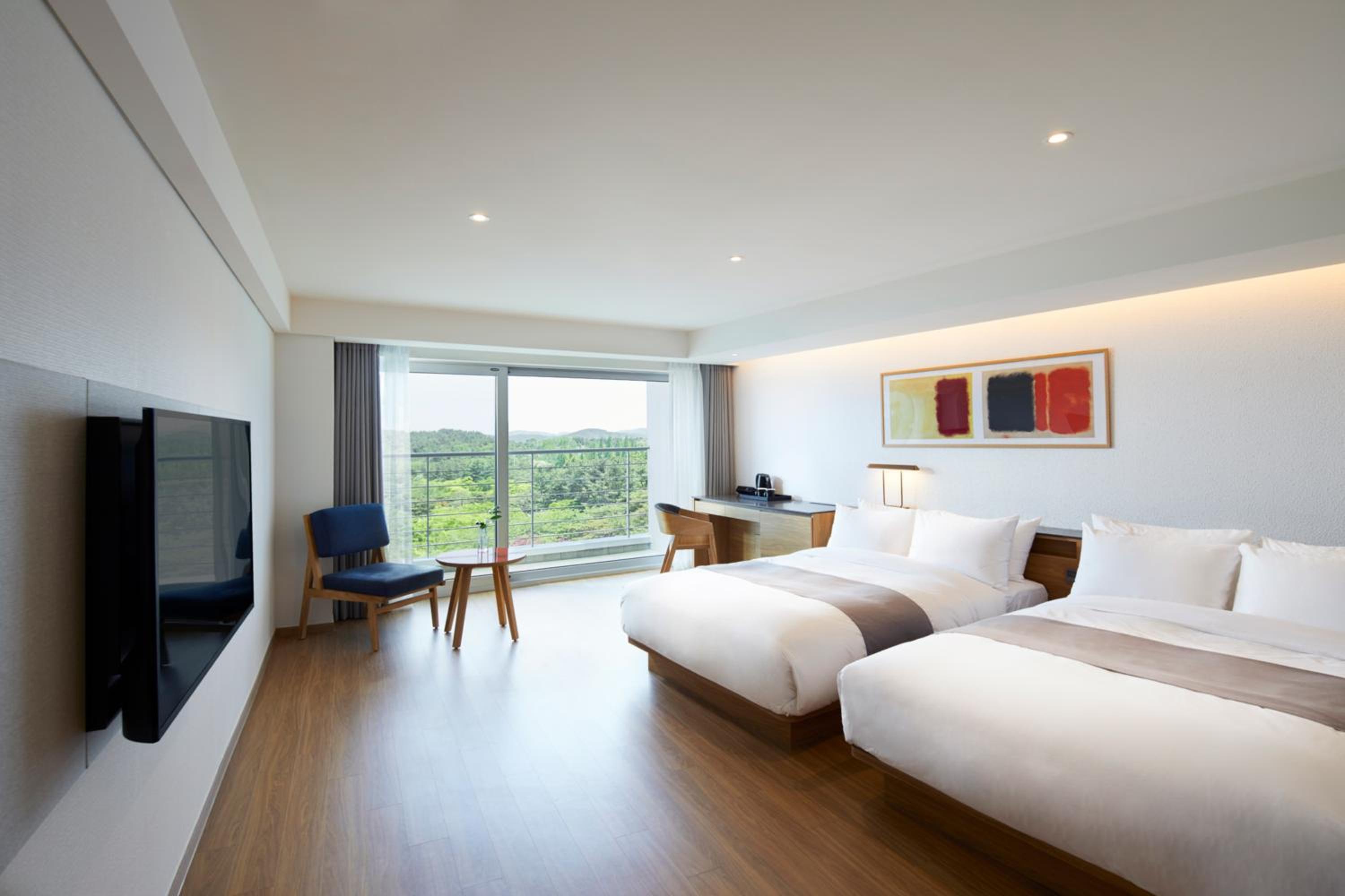 Special Offer - Family Room with Mountain View (Free Access to Swimming Pool for 2Pax)