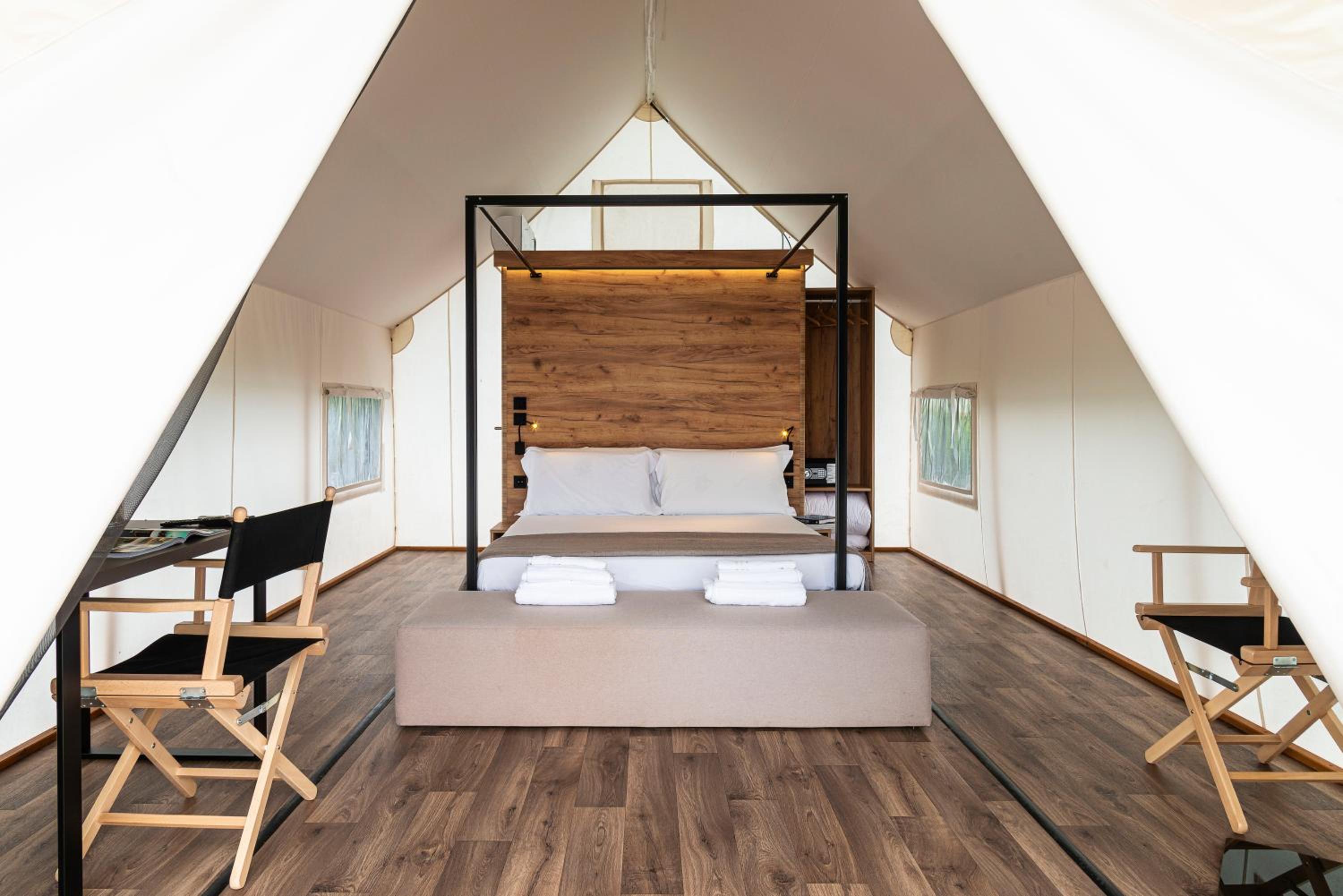 Tent - Photo 6