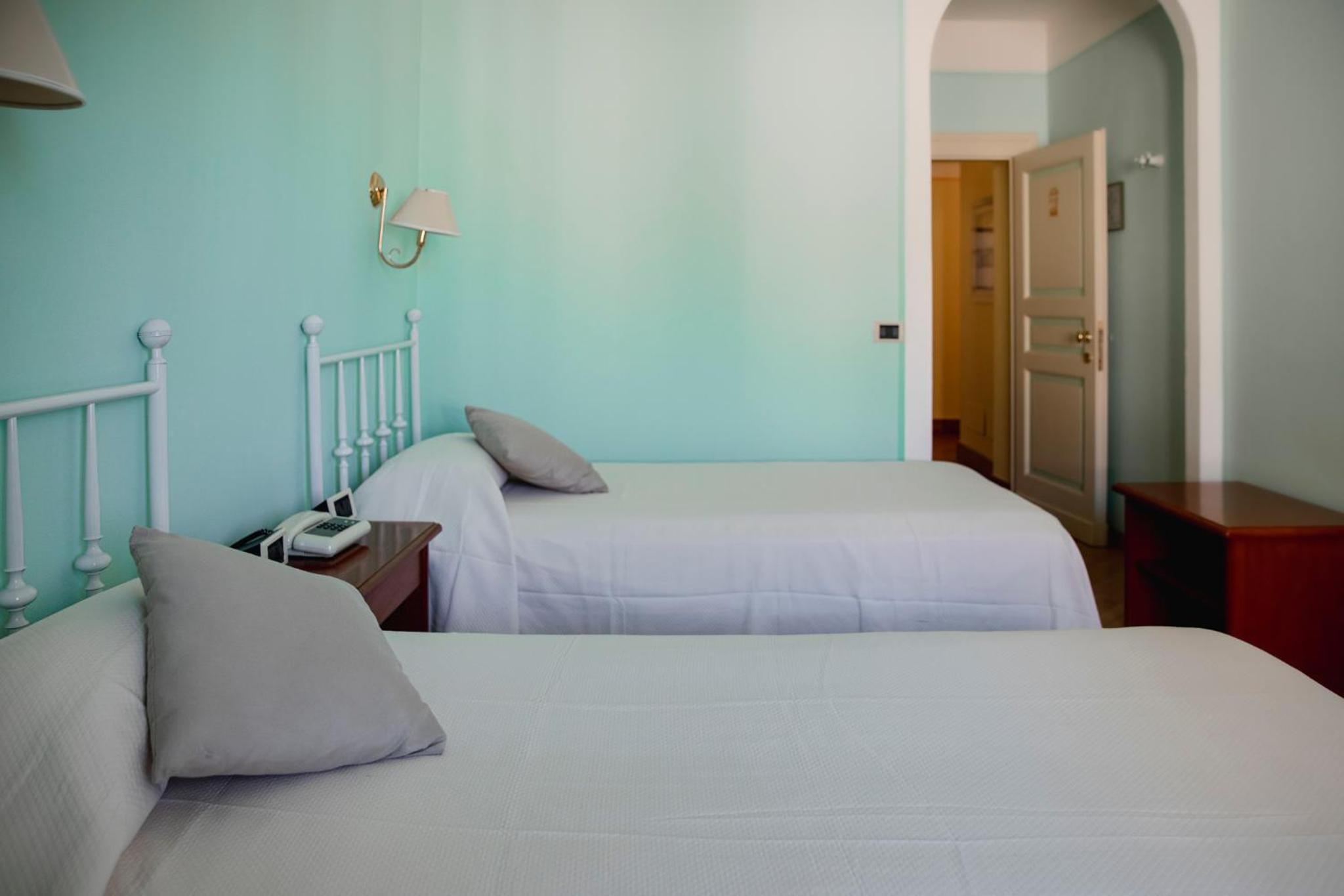 Twin Room photo 1