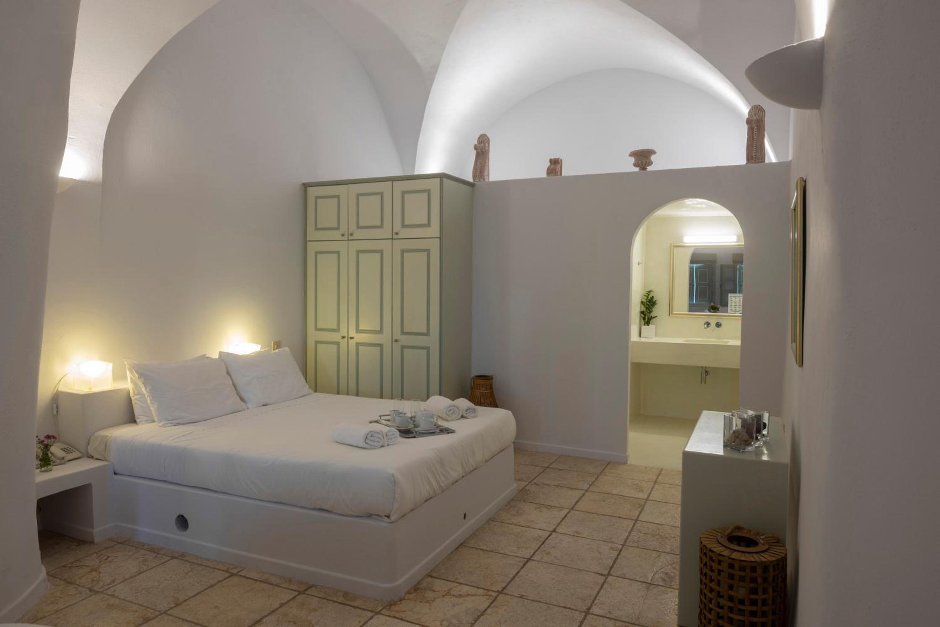 Double Room - Photo 2