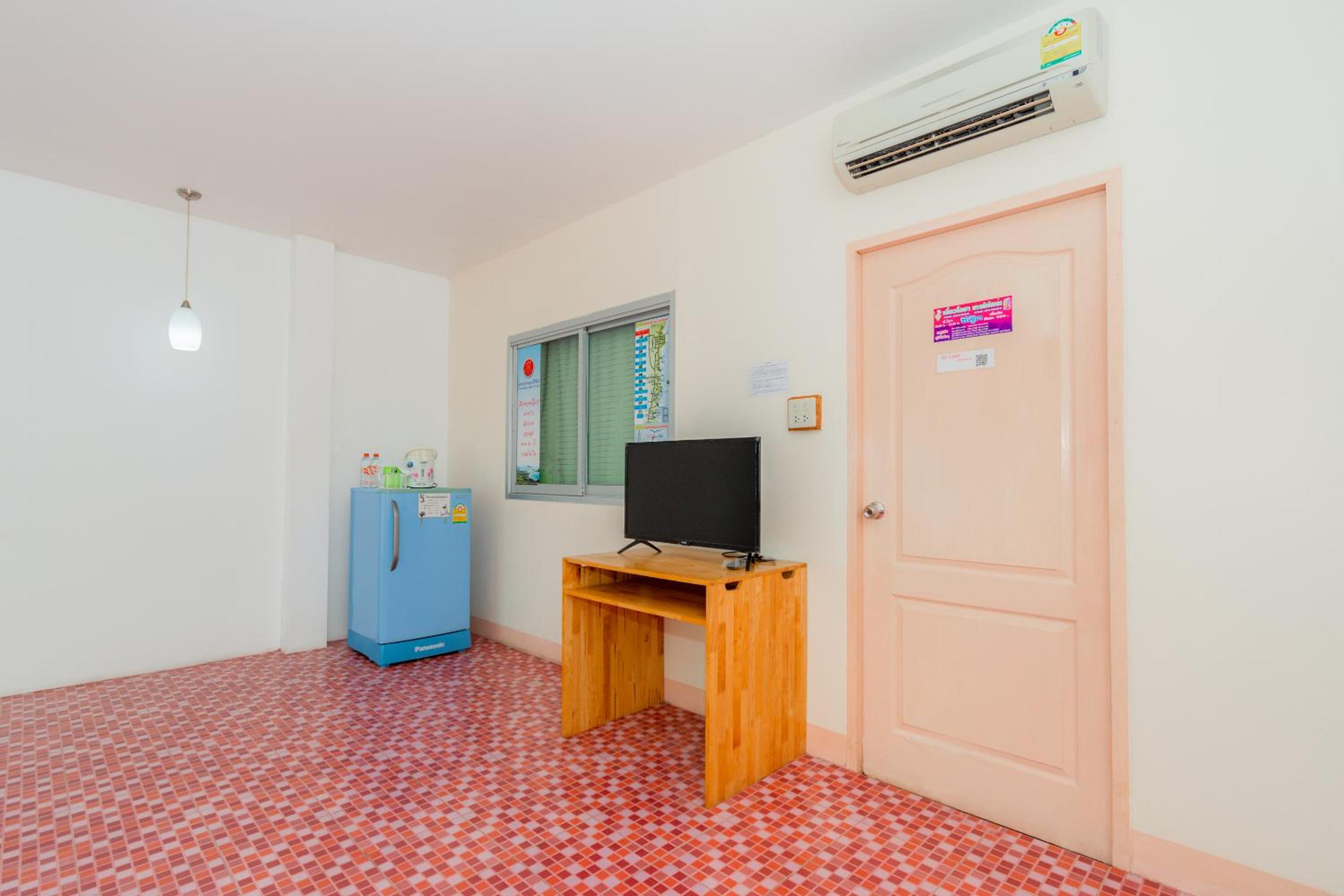 Deluxe King Room photo 3