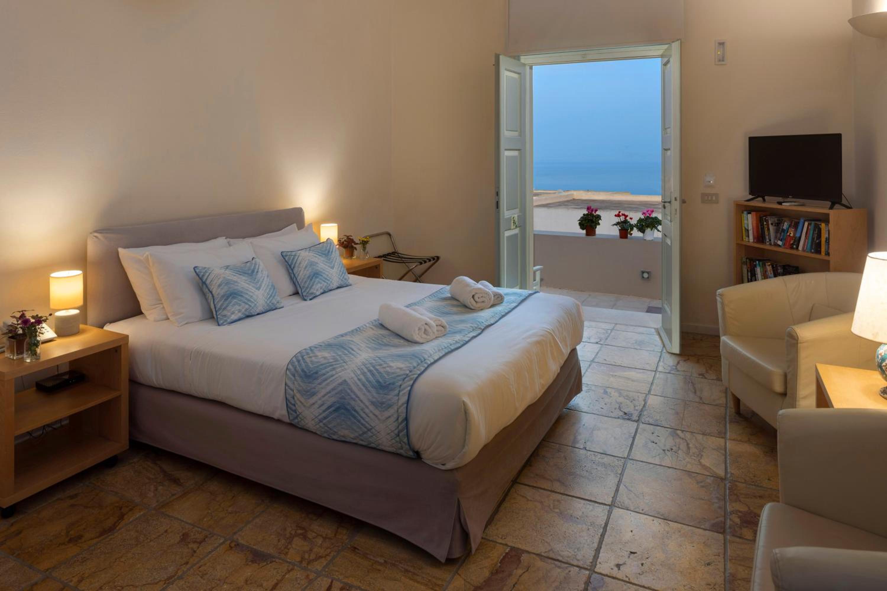 Superior Double Room - Photo 9