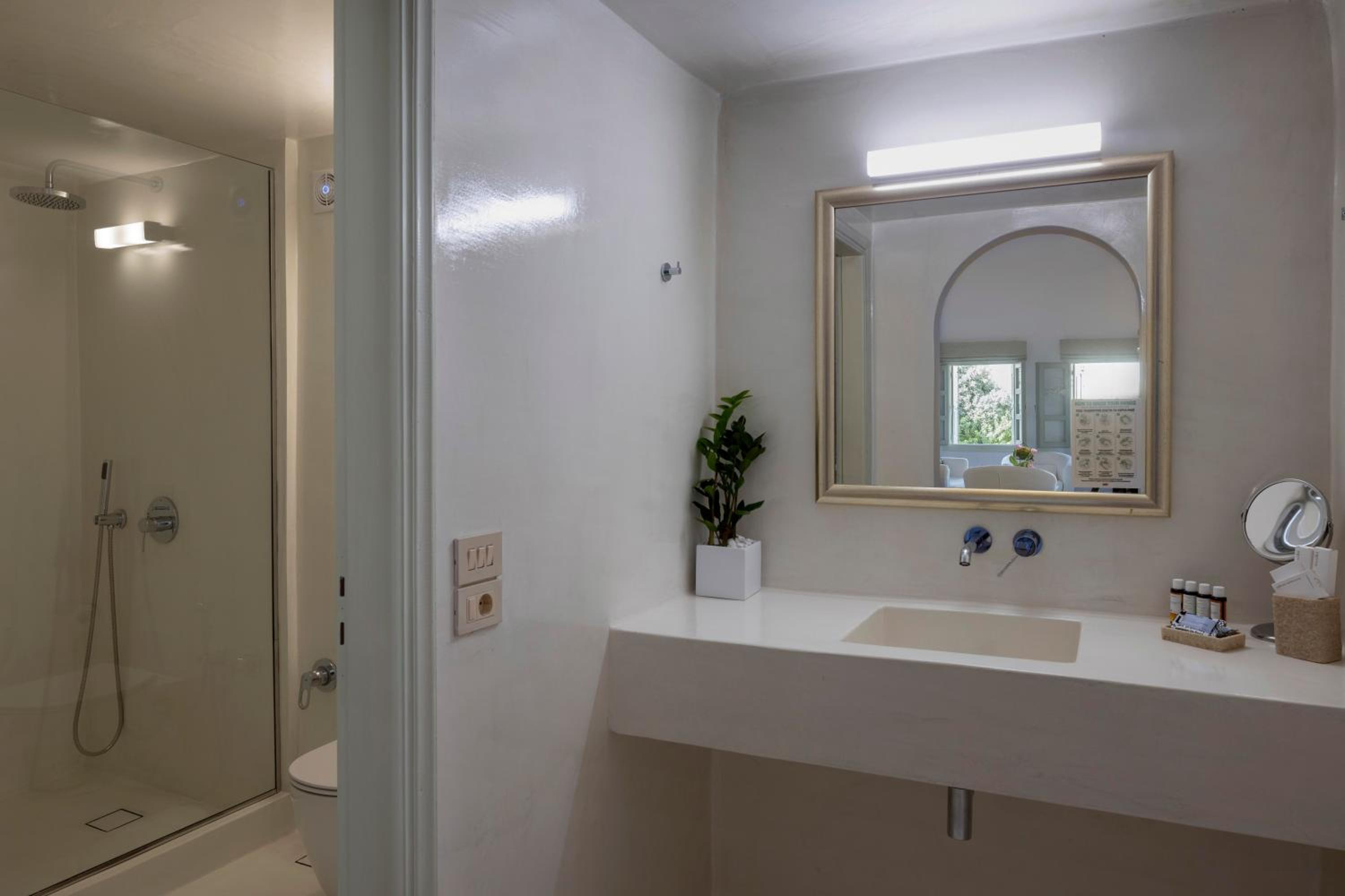 Superior Double Room - Photo 3