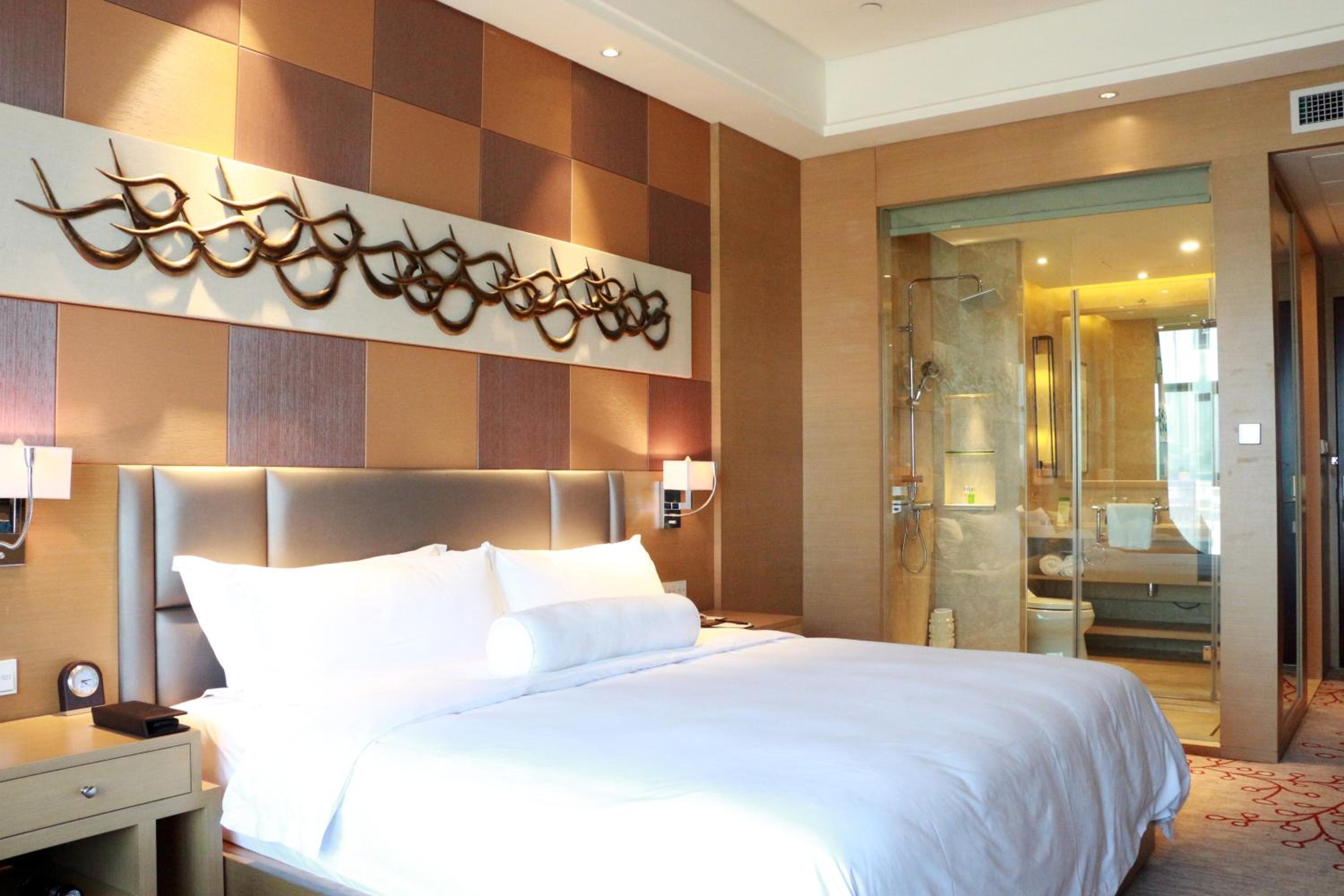 Superior King Room photo 1
