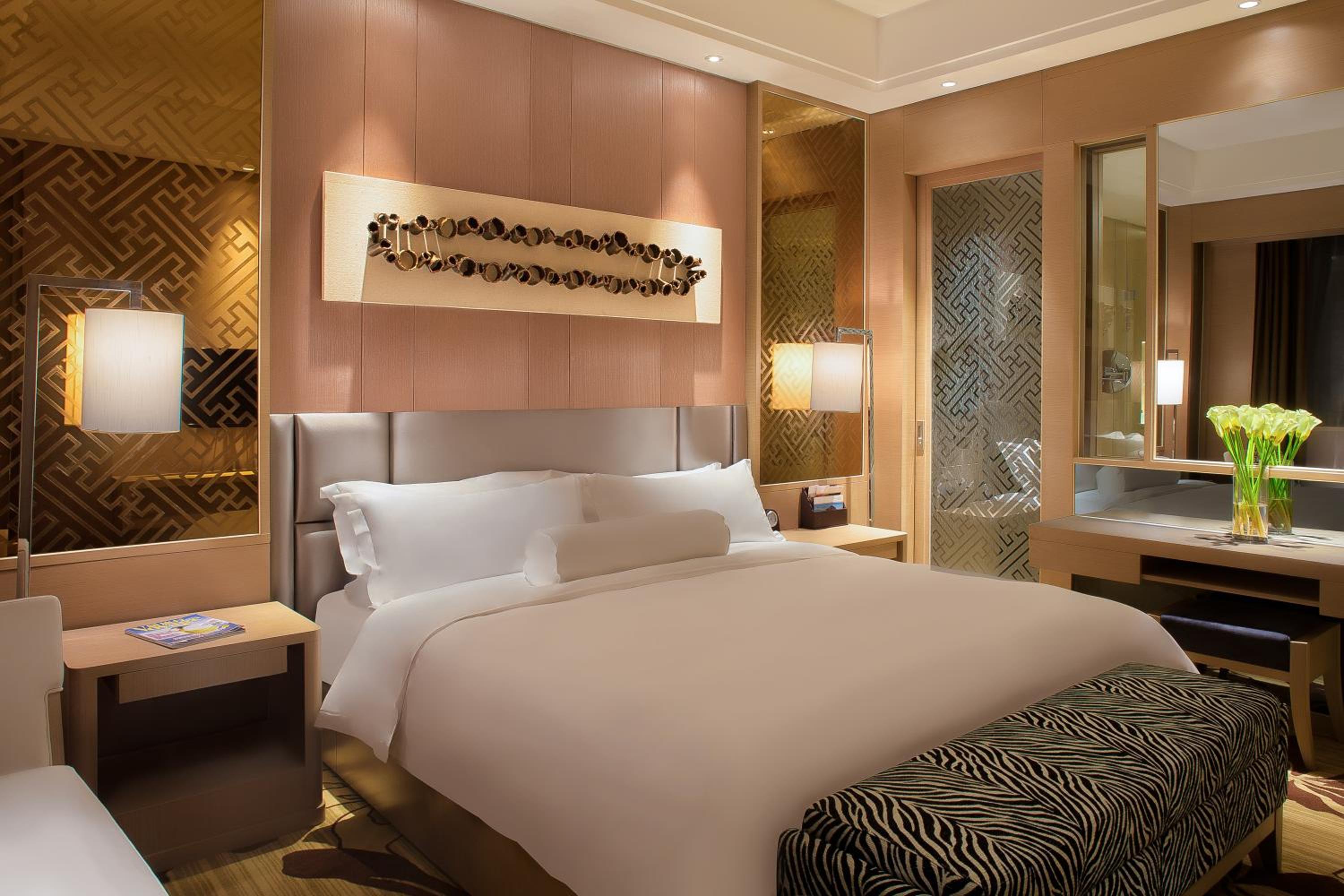 Deluxe Suite photo 3