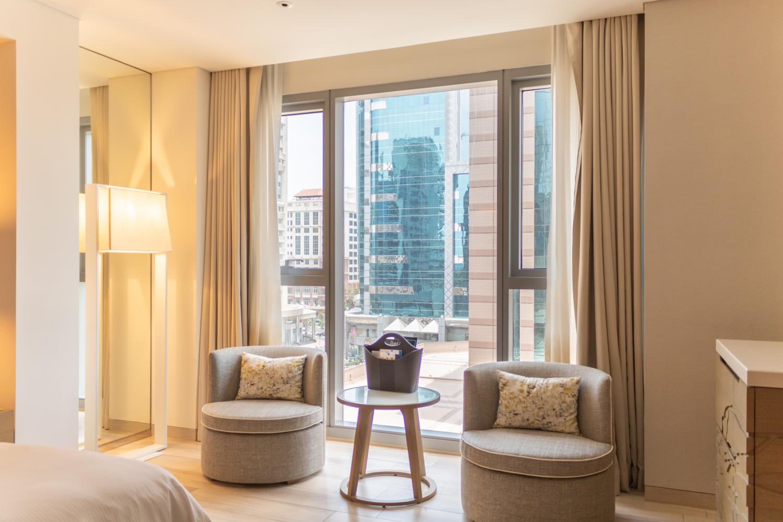 Family Connecting Rooms - King and Twin Beds