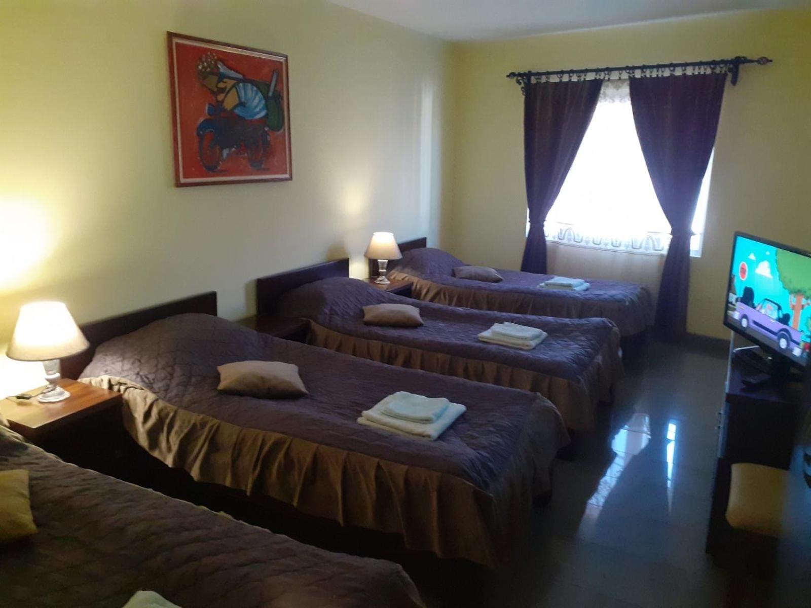 Economy Quadruple Room photo 1