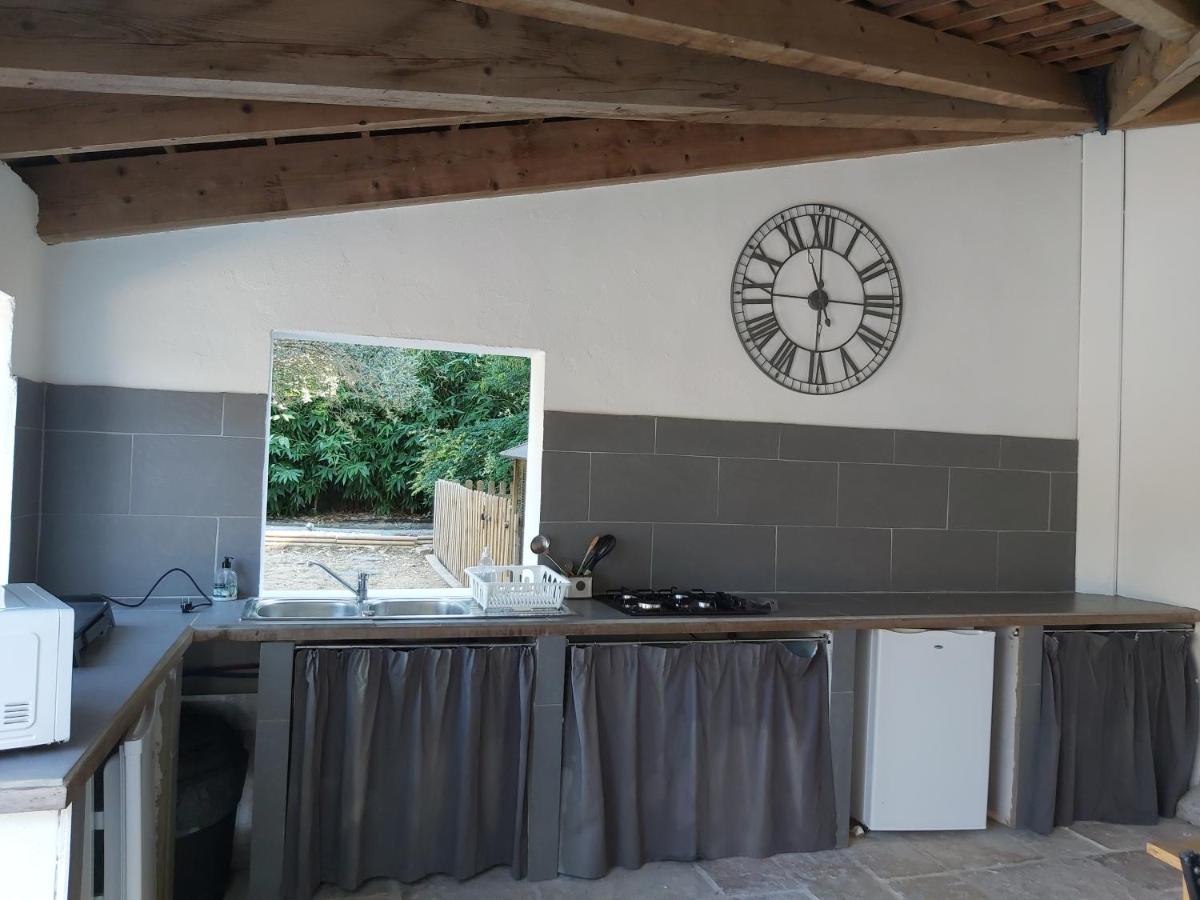 Family Room with Private Bathroom - Photo 8