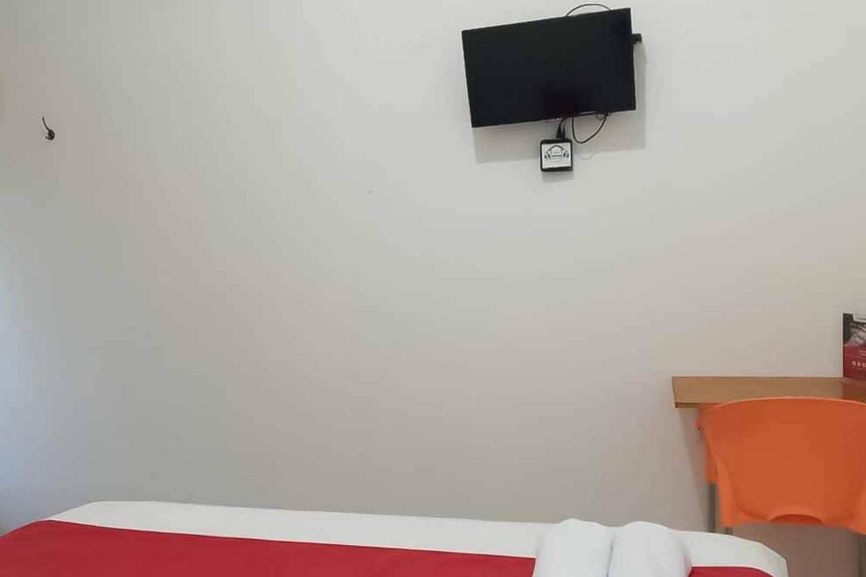 Double Room - Photo 4