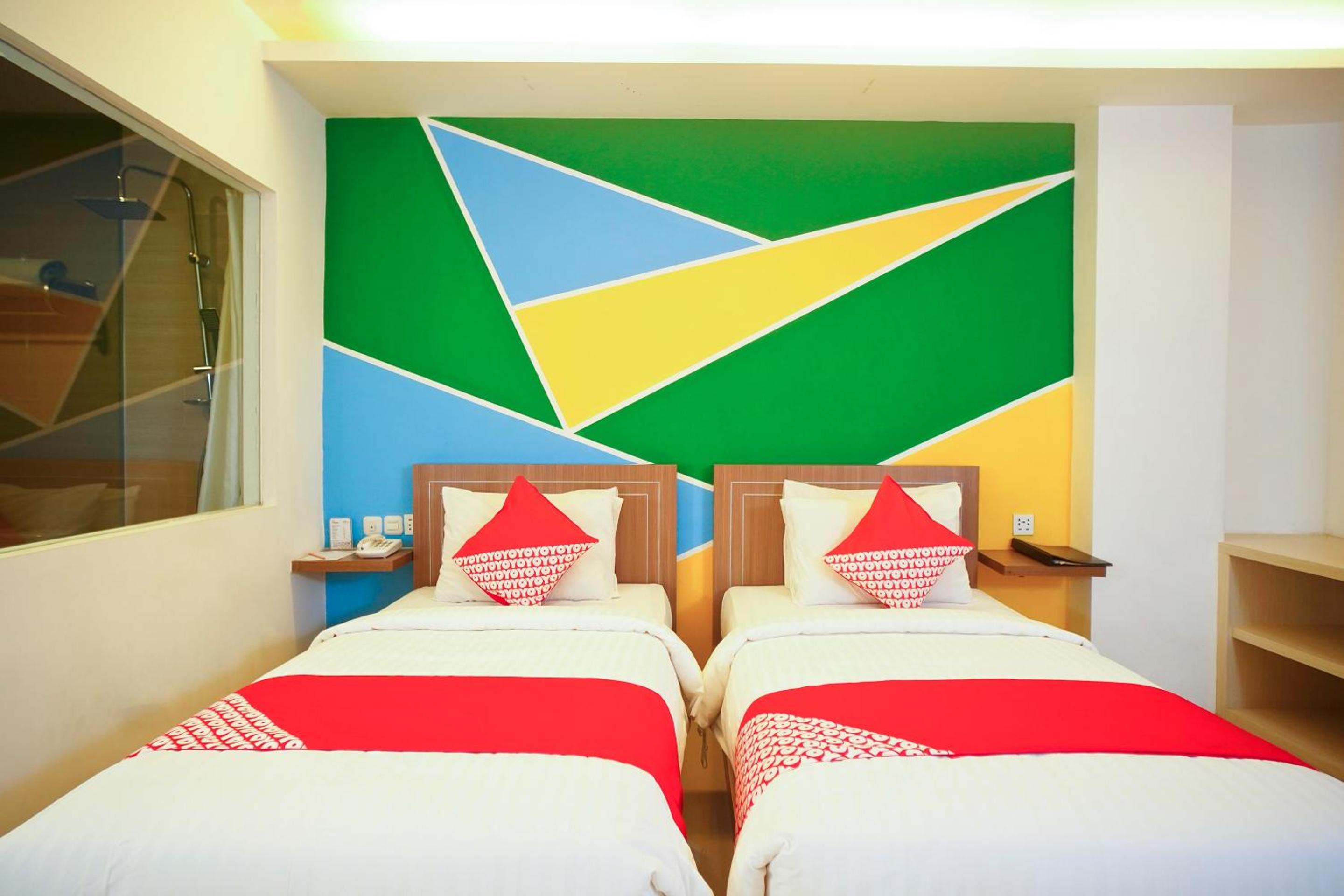 Standard Twin Room - Photo 6