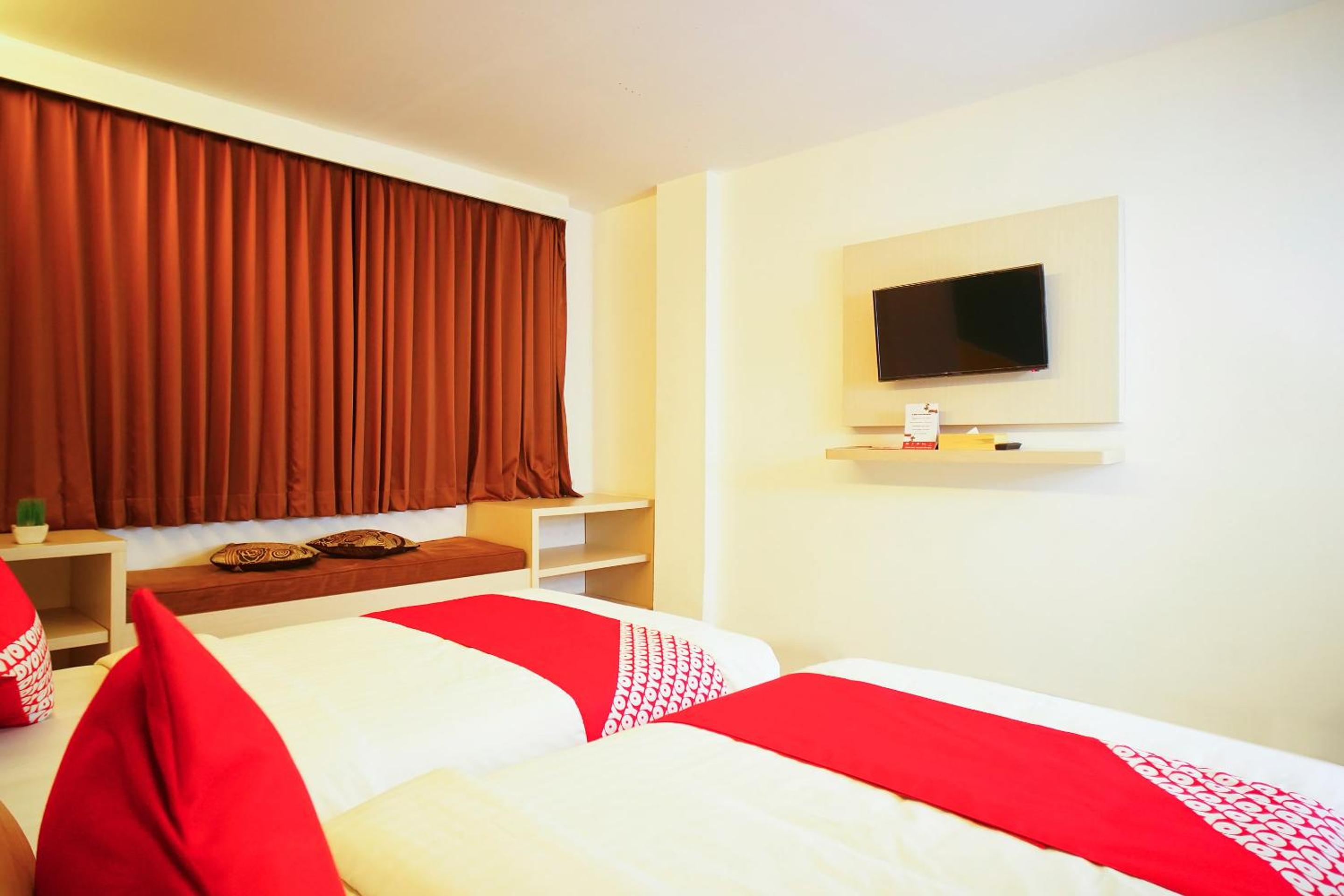 Standard Twin Room - Photo 4
