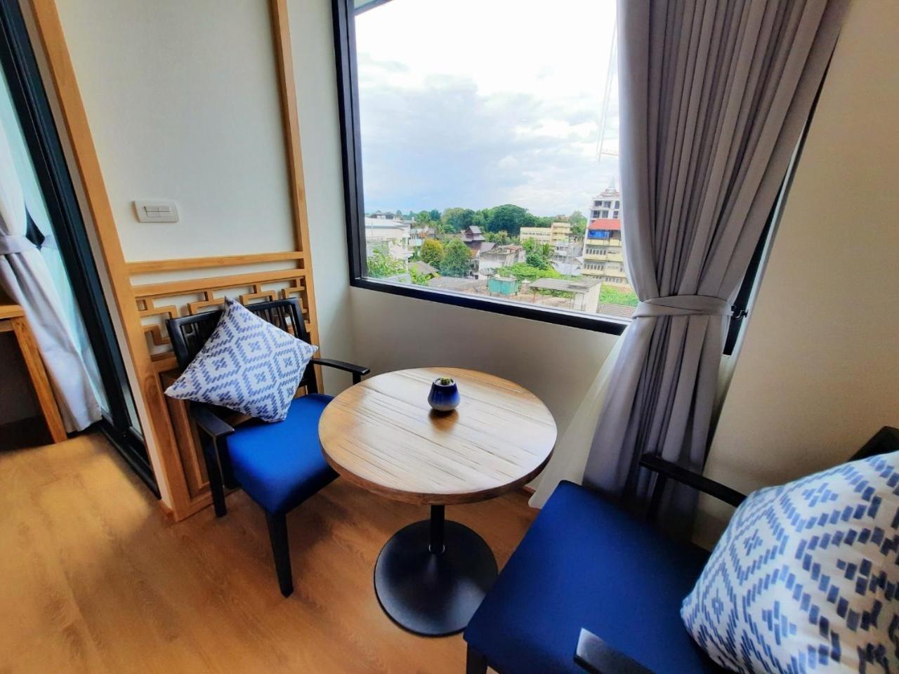 Grand Deluxe Double Room with Bath - Photo 8