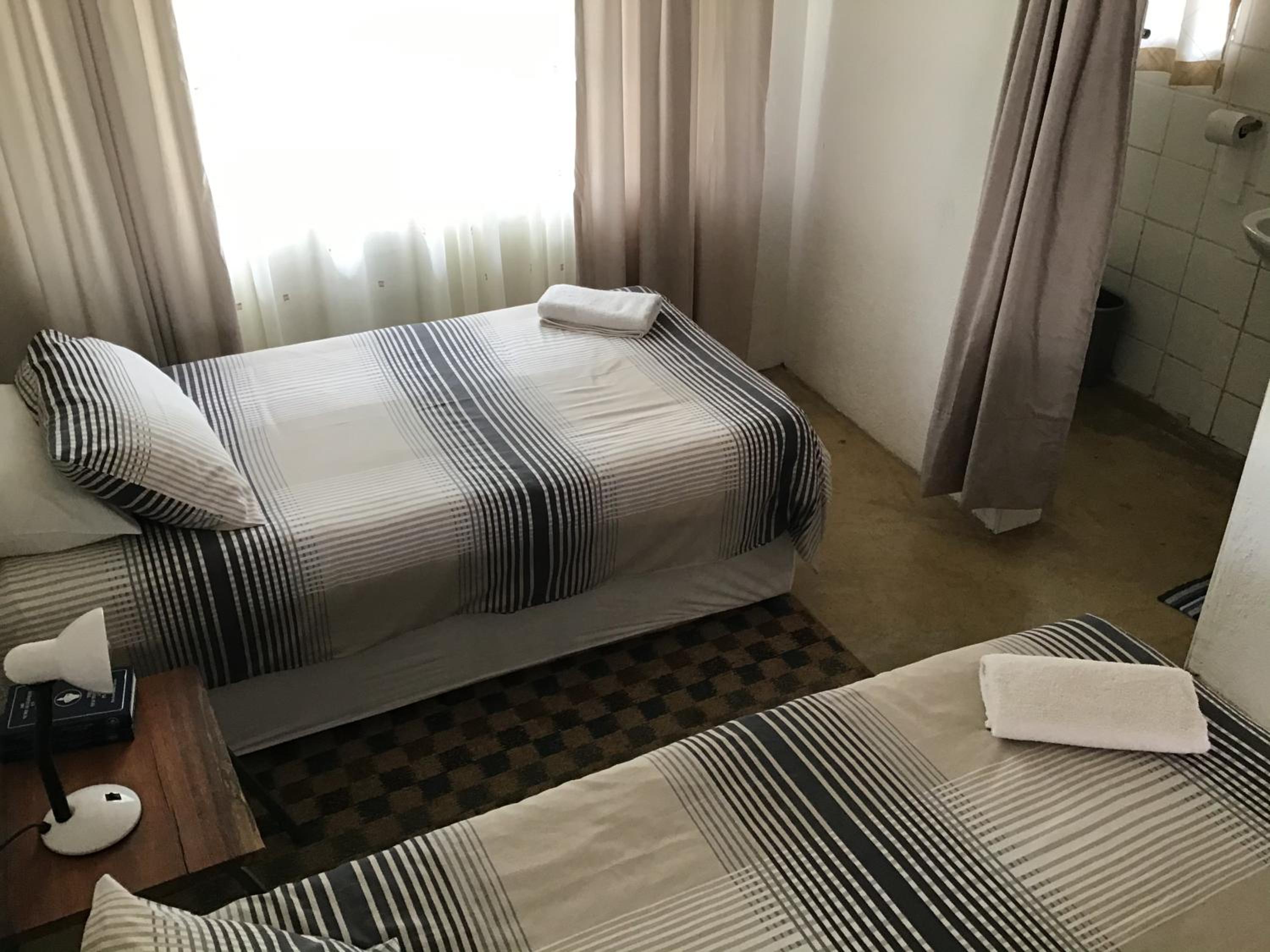 Budget Twin Room photo 1