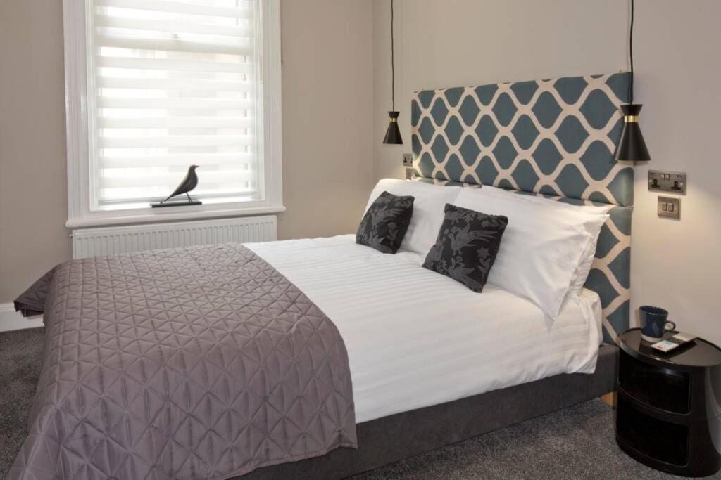 One-Bedroom Apartment - Photo 15