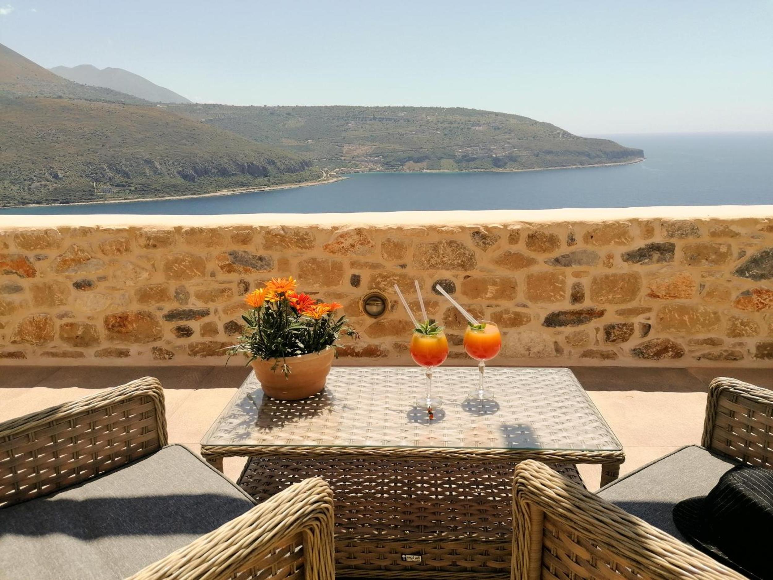 Junior Suite with Sea View - Photo 25
