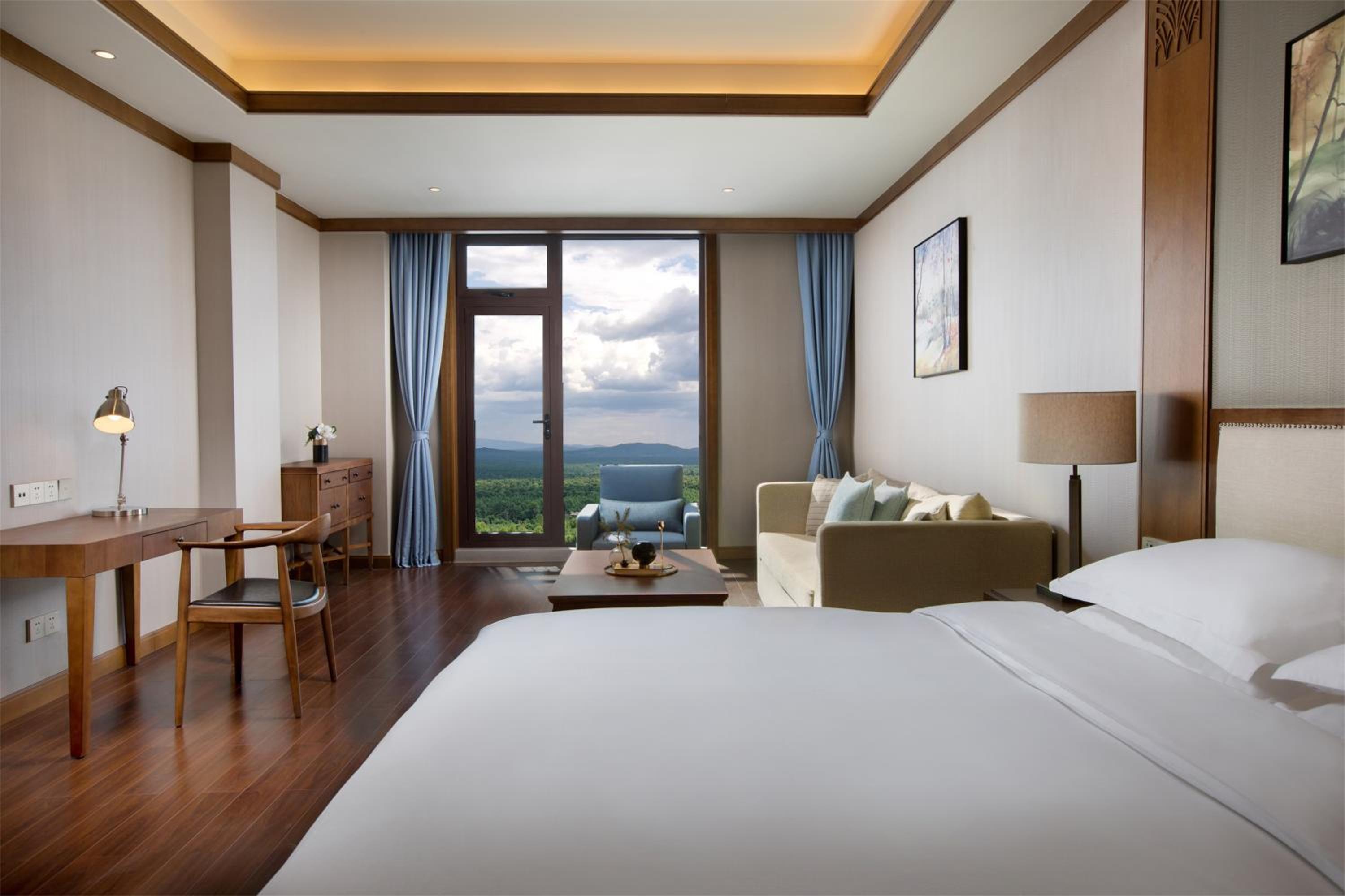 Swiss Premier Family Suite with Mountain View photo 1