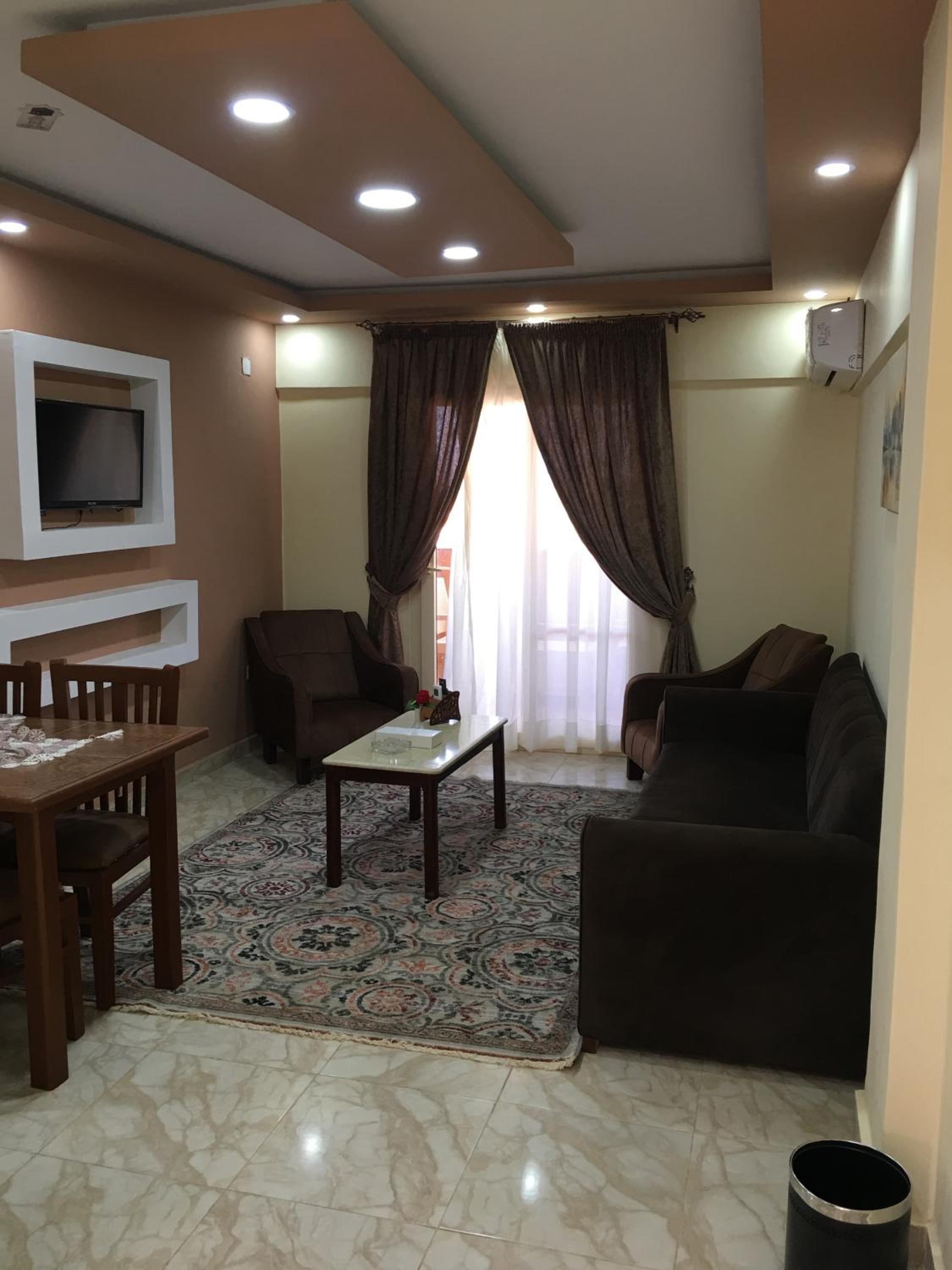 One-Bedroom Apartment (Egyptians Only) photo 2