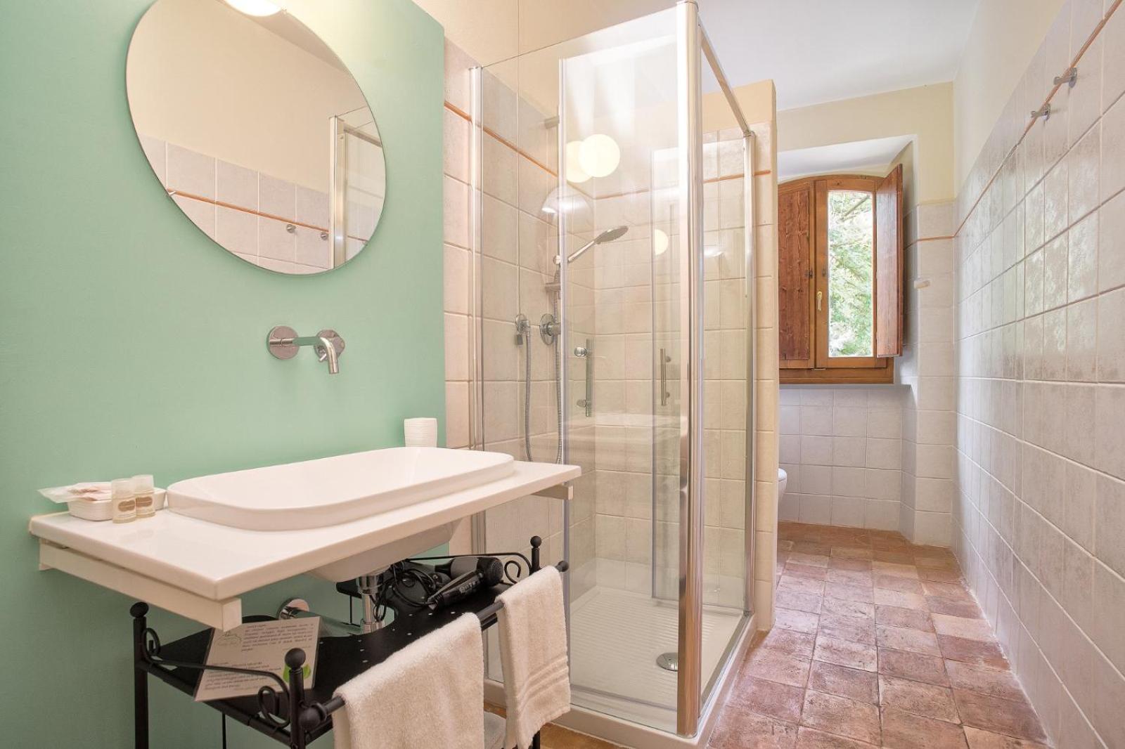 Double Room - Photo 4
