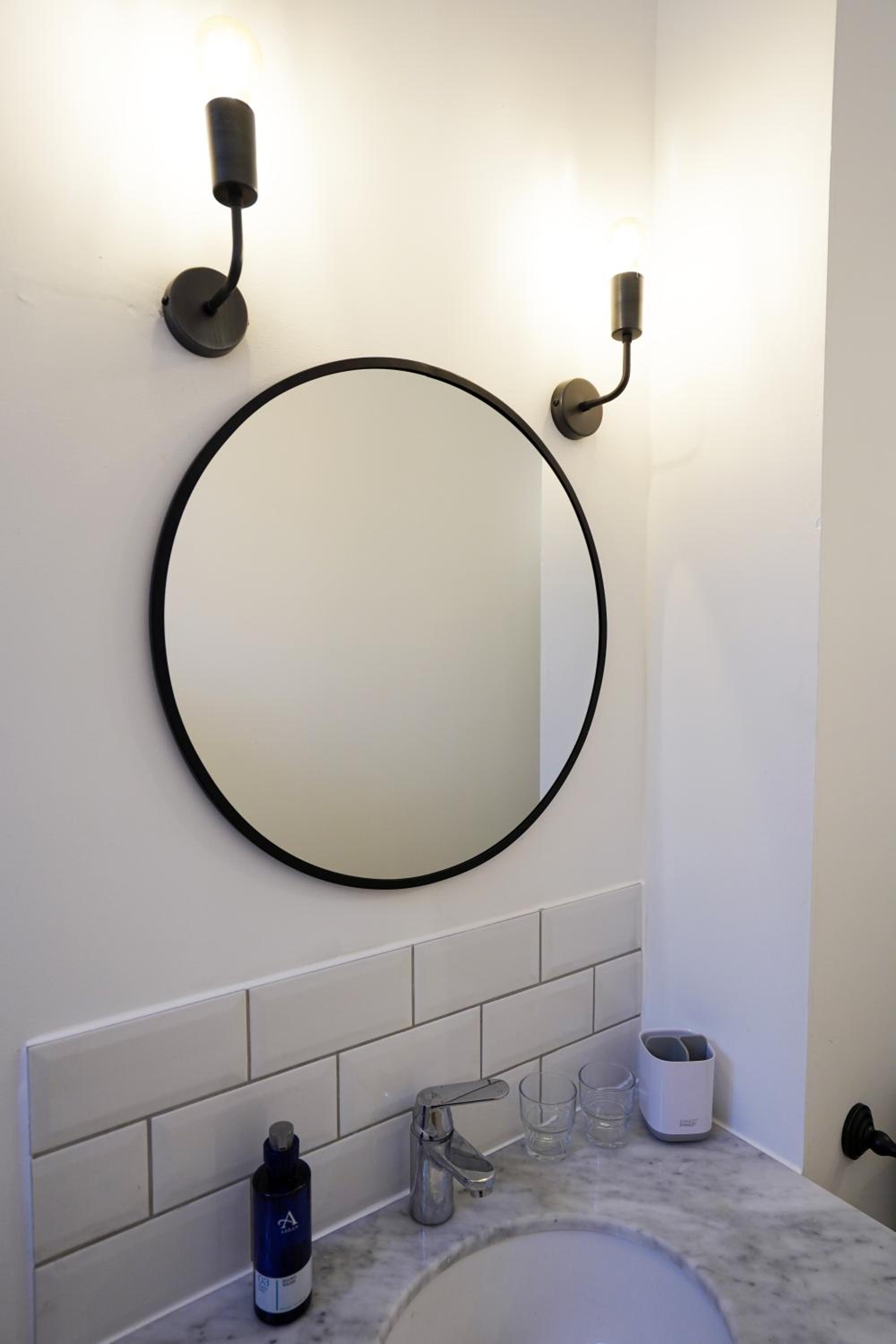 Two-Bedroom Apartment - Photo 15