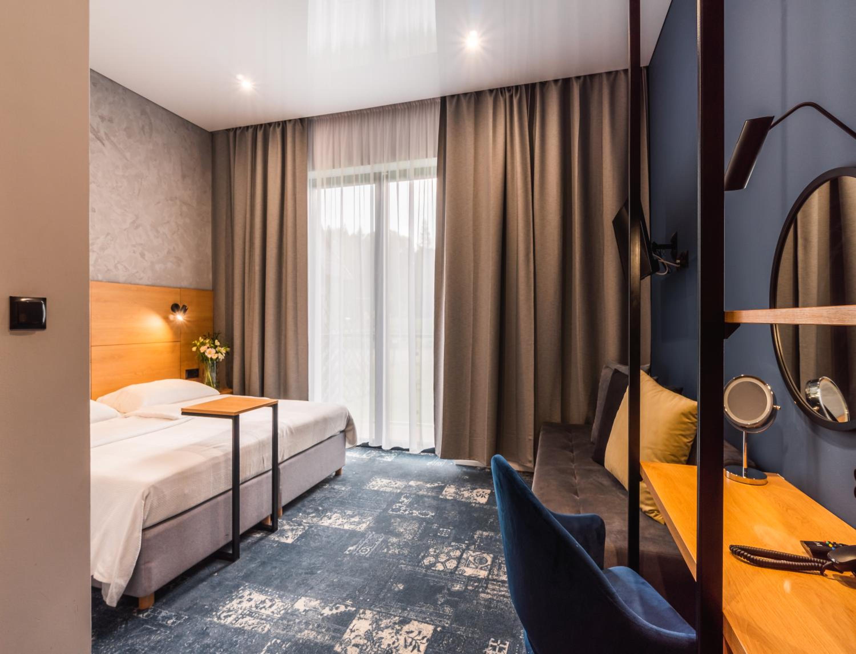 Double Room - Photo 7