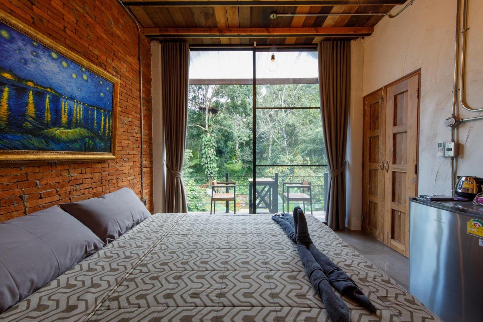 Standard Double Room - Photo 8