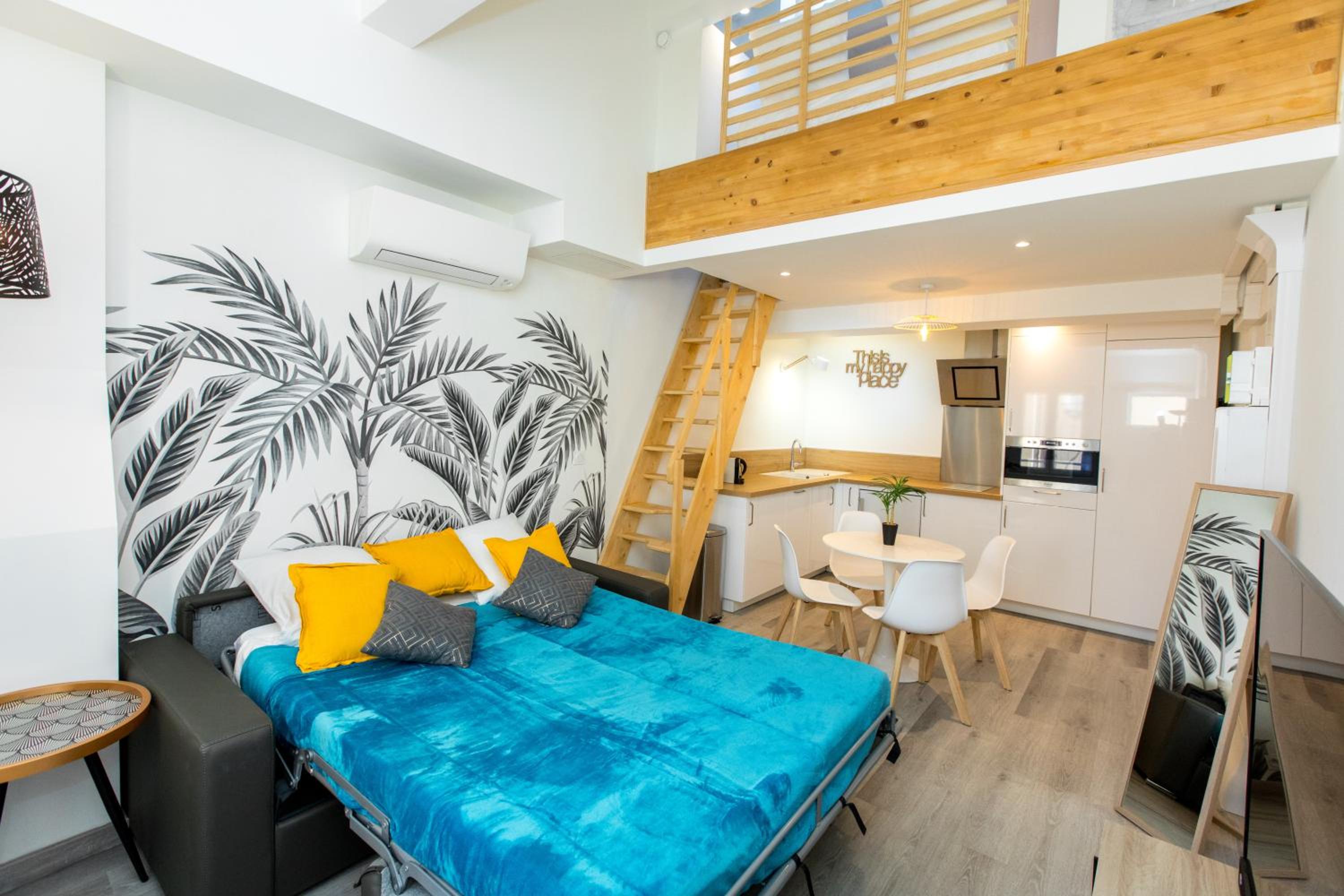 Superior Apartment photo 2