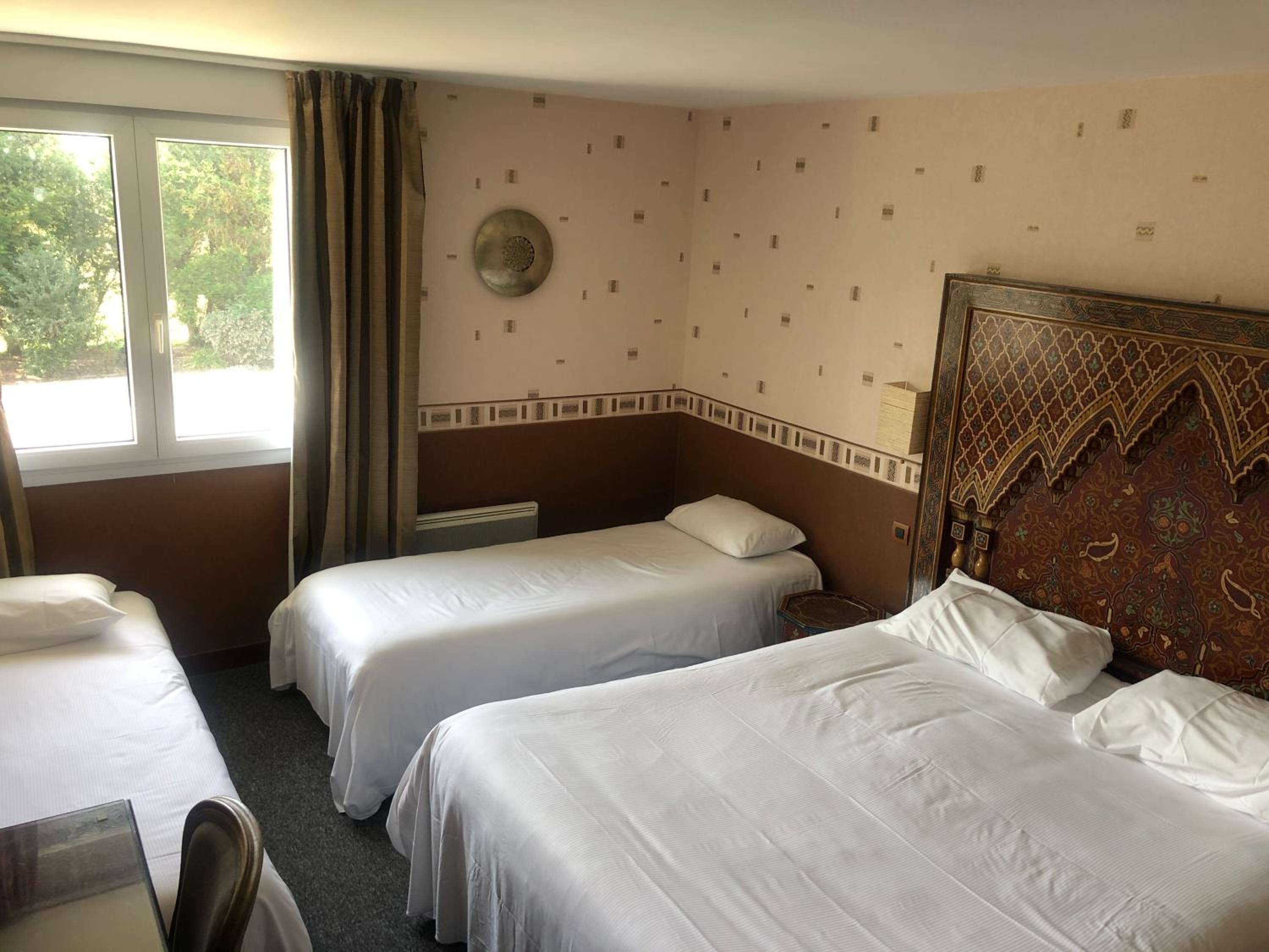 Quadruple Room - Photo 4
