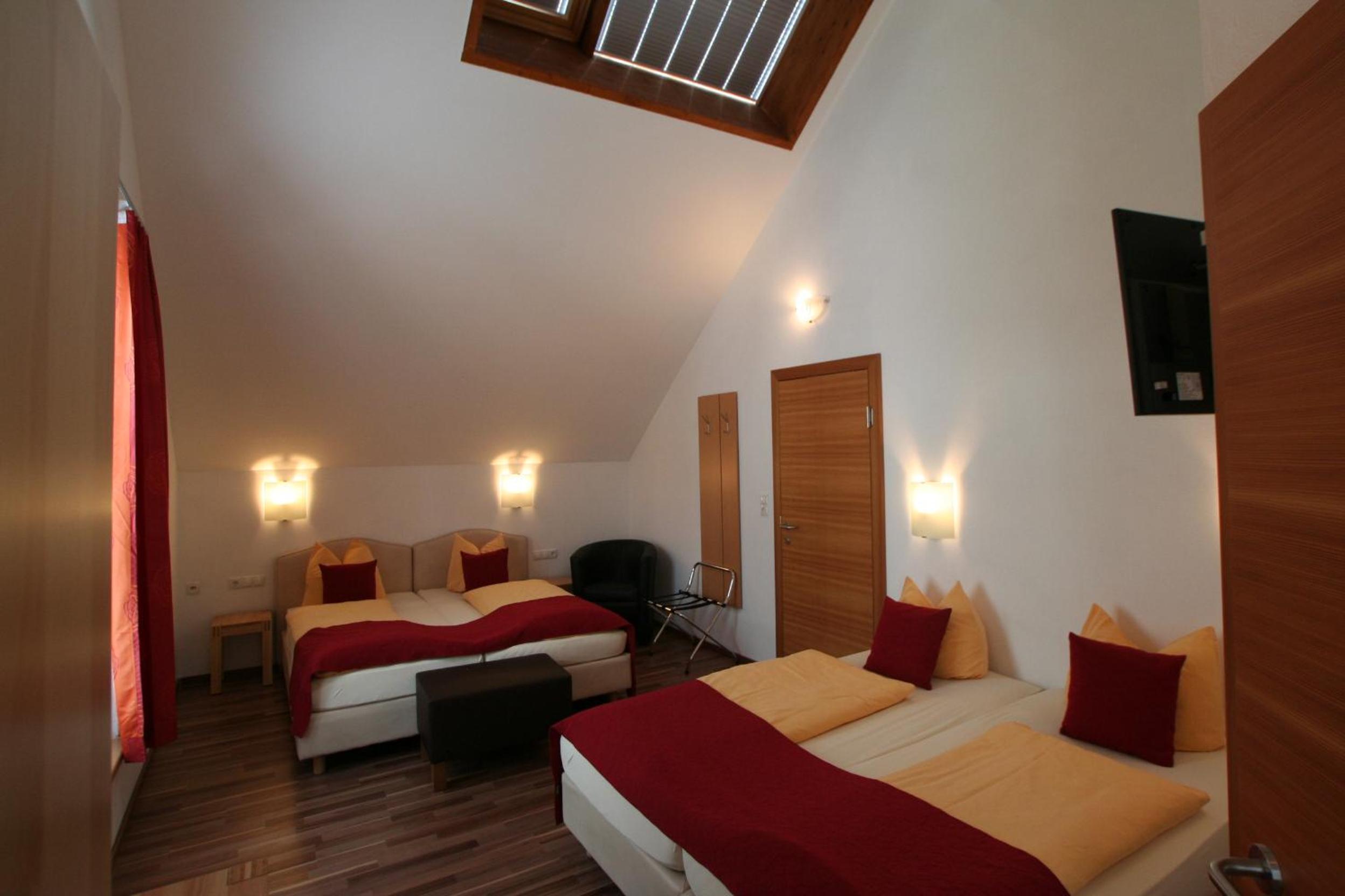 Triple Room photo 1