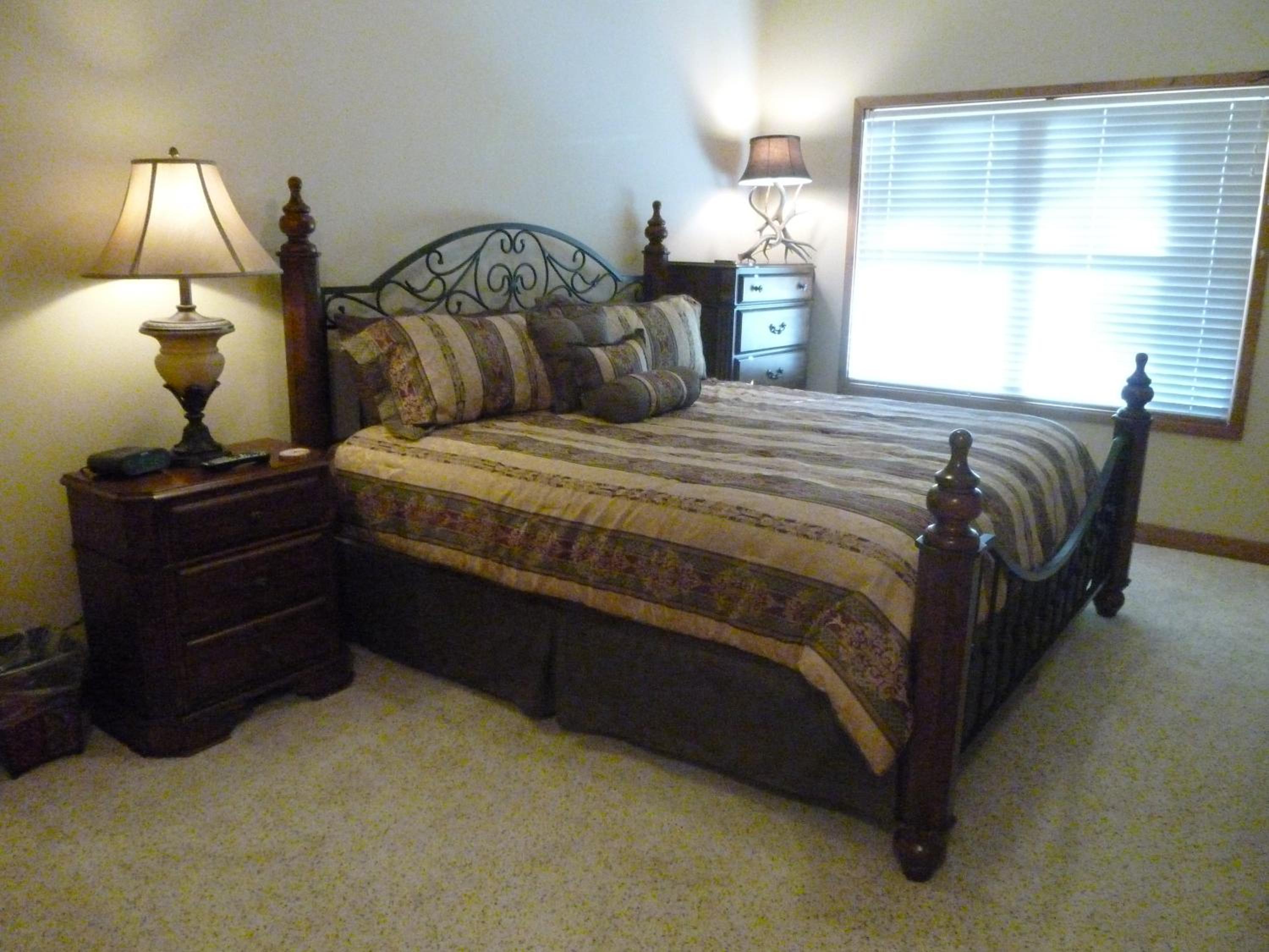 One-Bedroom Apartment (2 Adults)