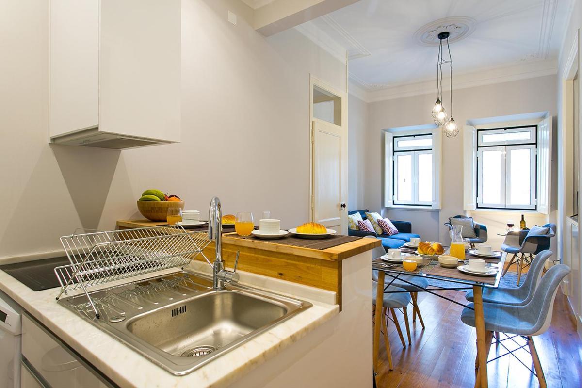 Three-Bedroom Apartment - Photo 4