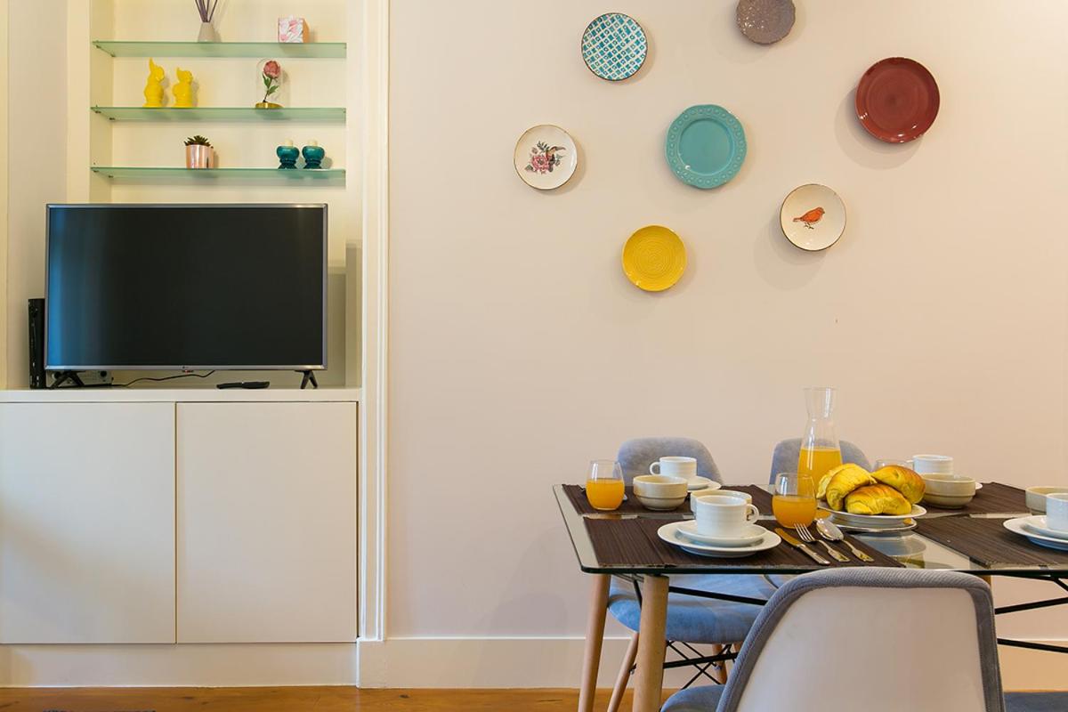 Three-Bedroom Apartment - Photo 11