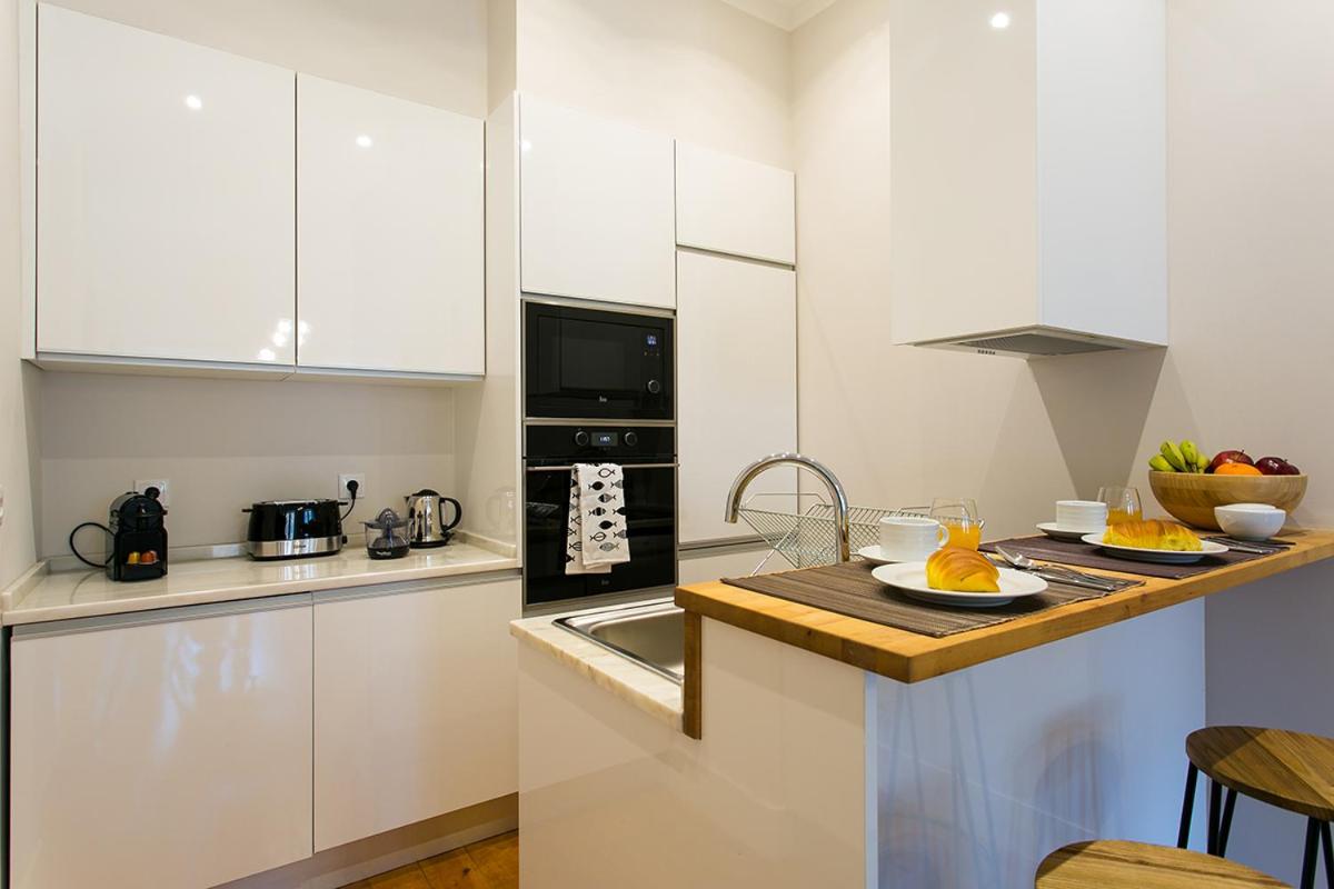 Three-Bedroom Apartment - Photo 27