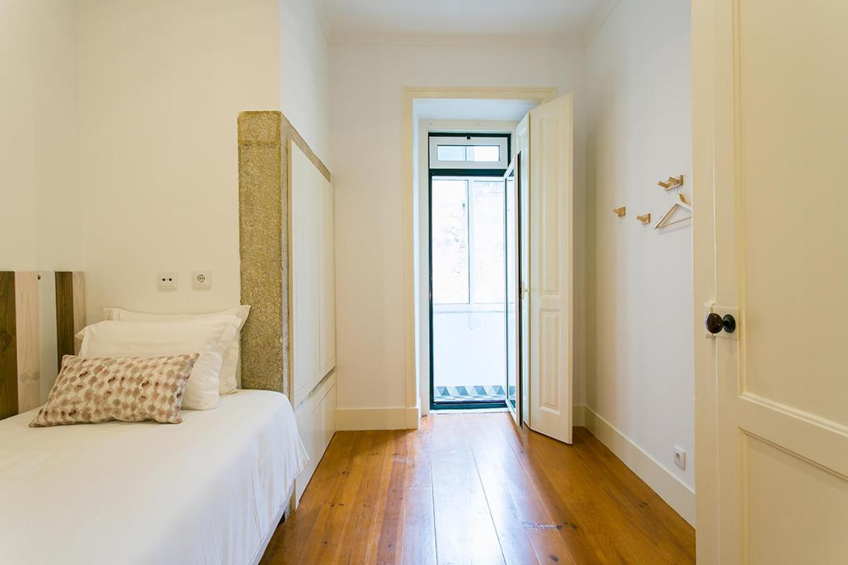 Three-Bedroom Apartment - Photo 33