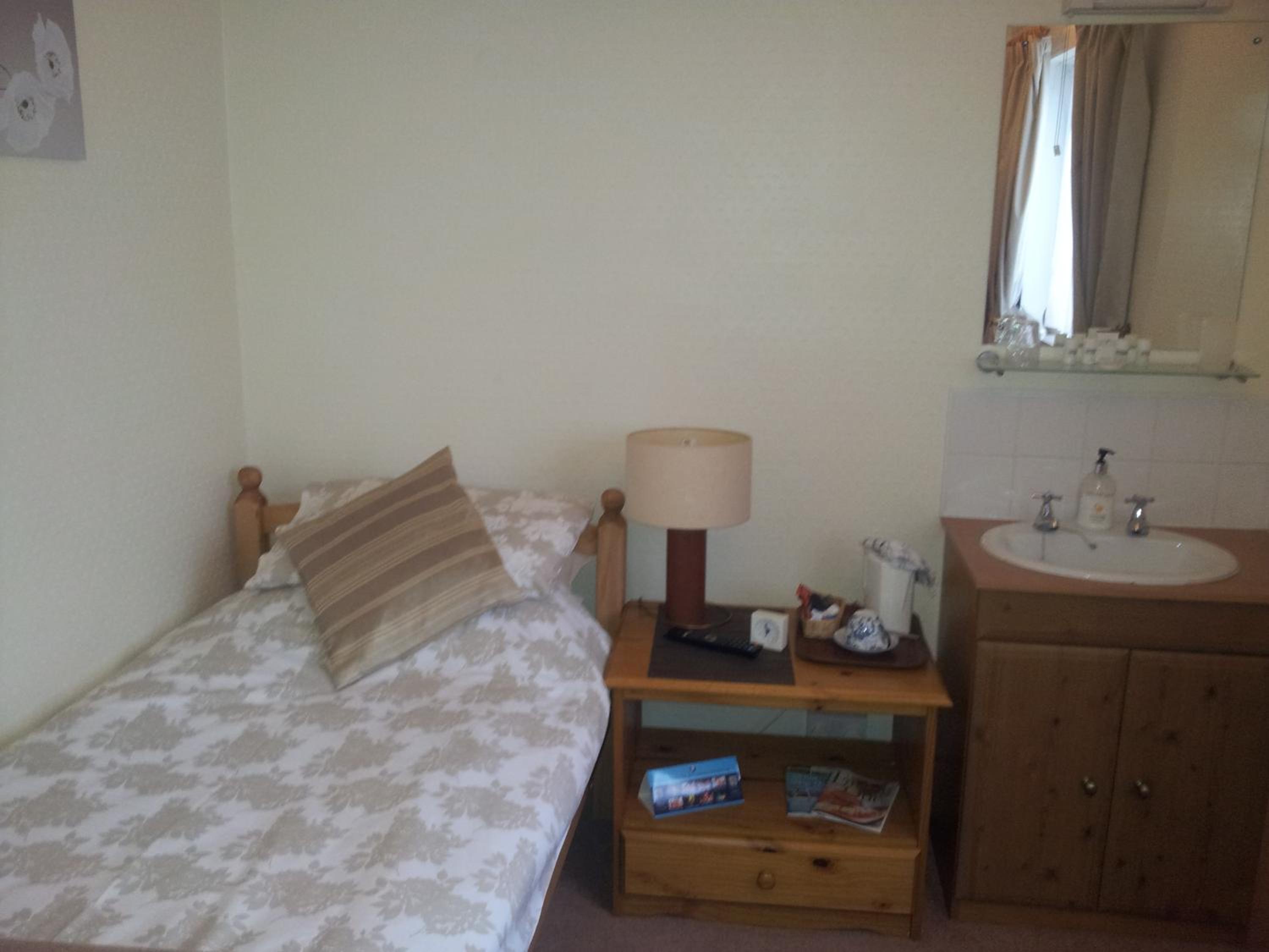 Single Room photo 3