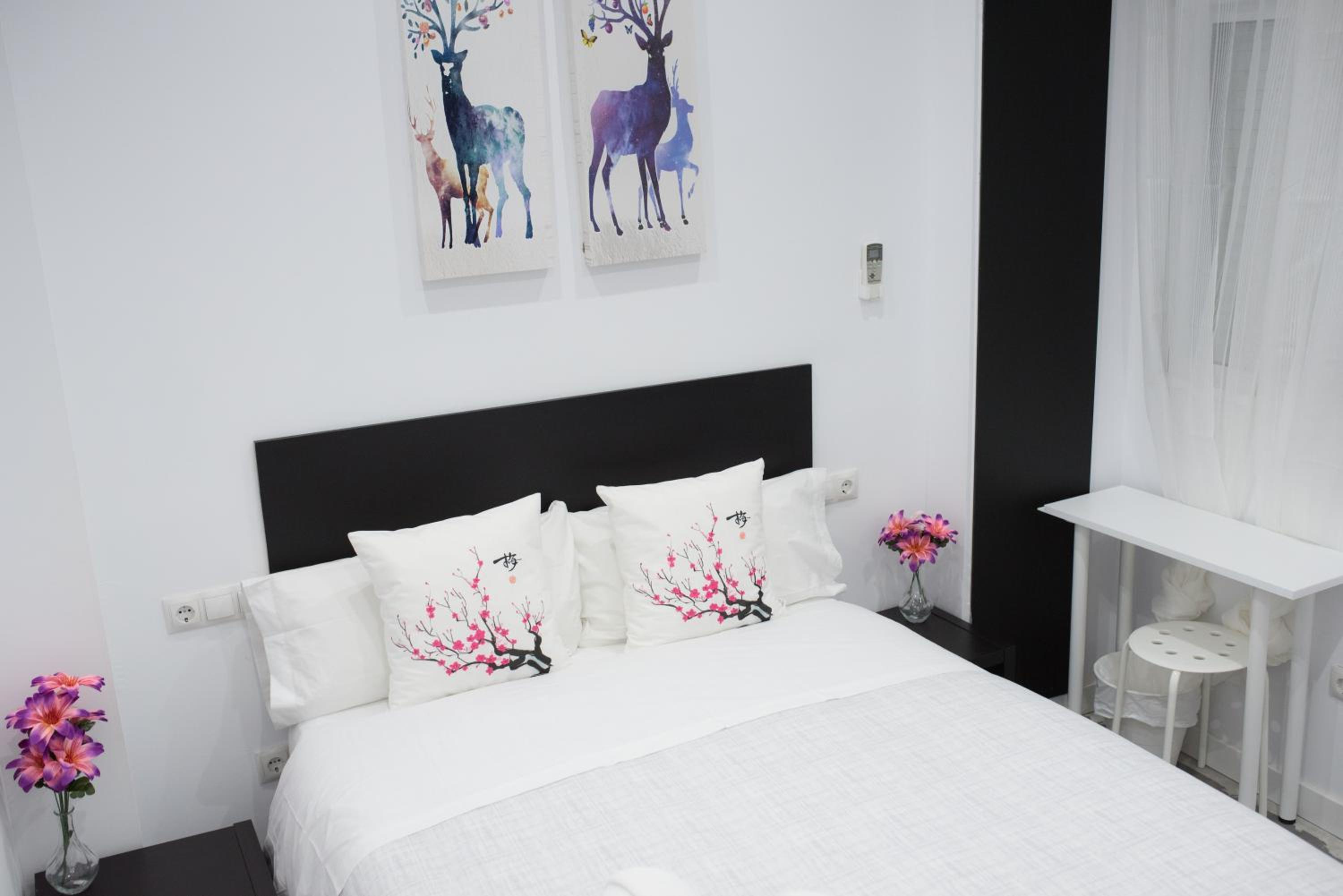 Economy Double Room photo 2