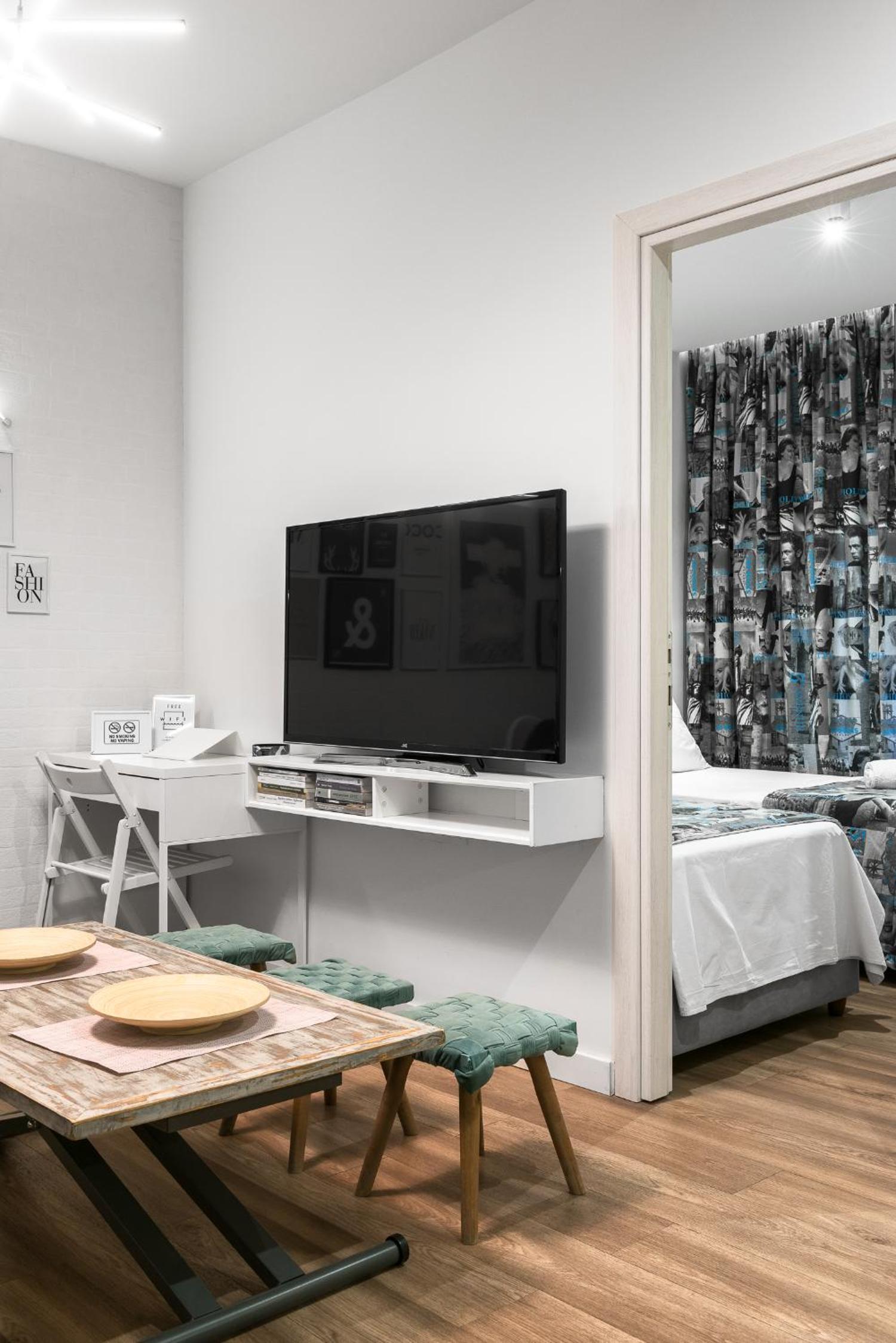 Two-Bedroom Apartment - Photo 7