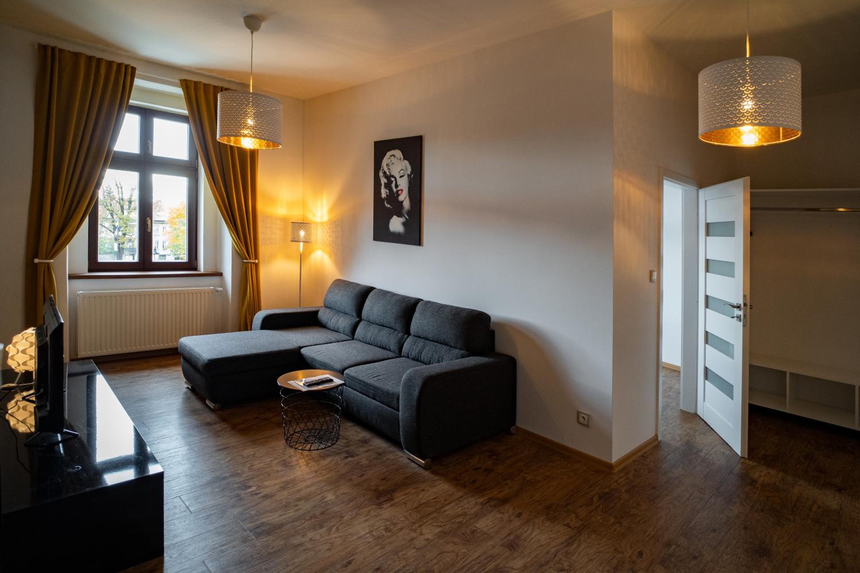 Apartment photo 3