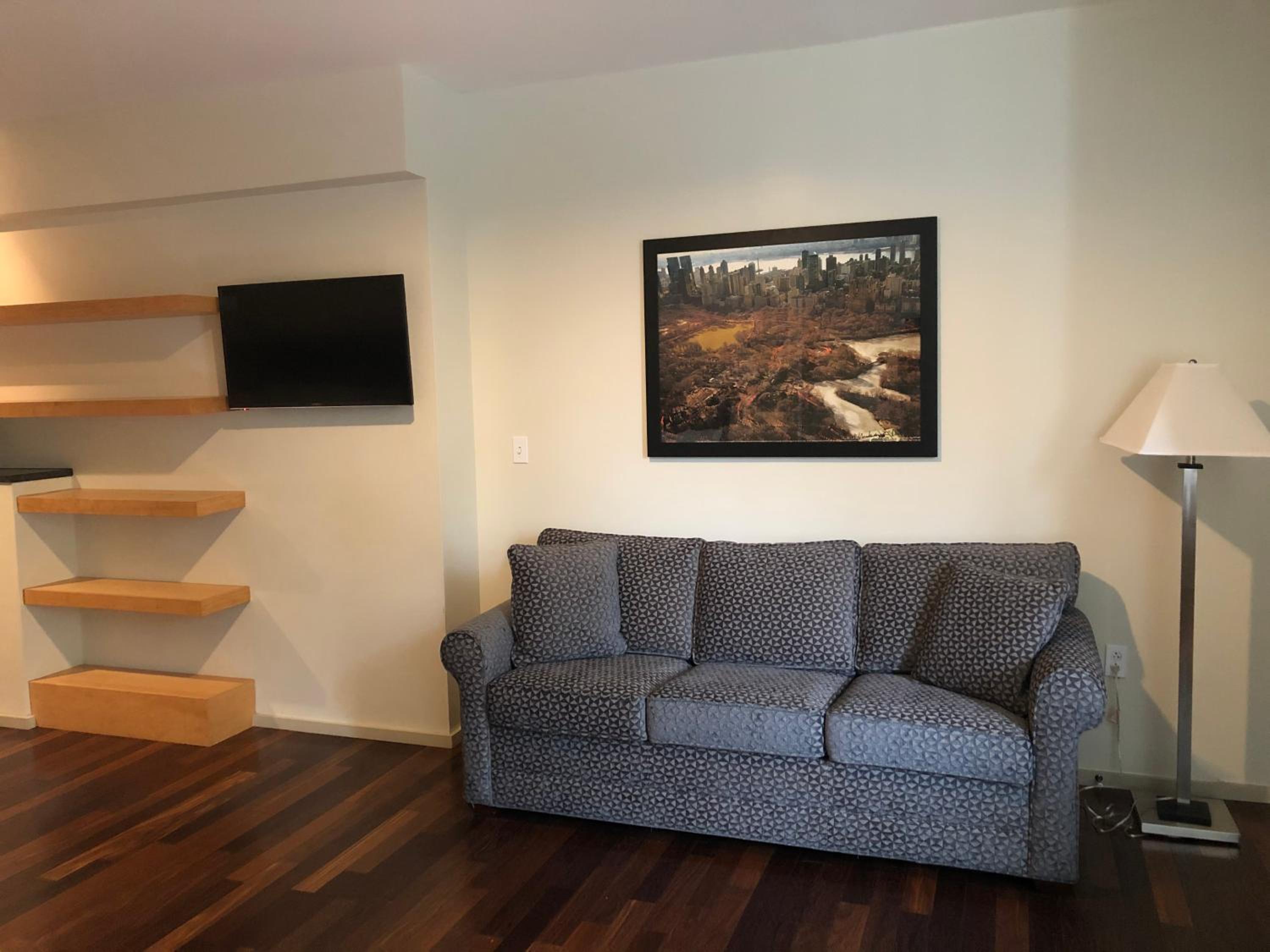 Queen Room - Disability Access - Photo 3