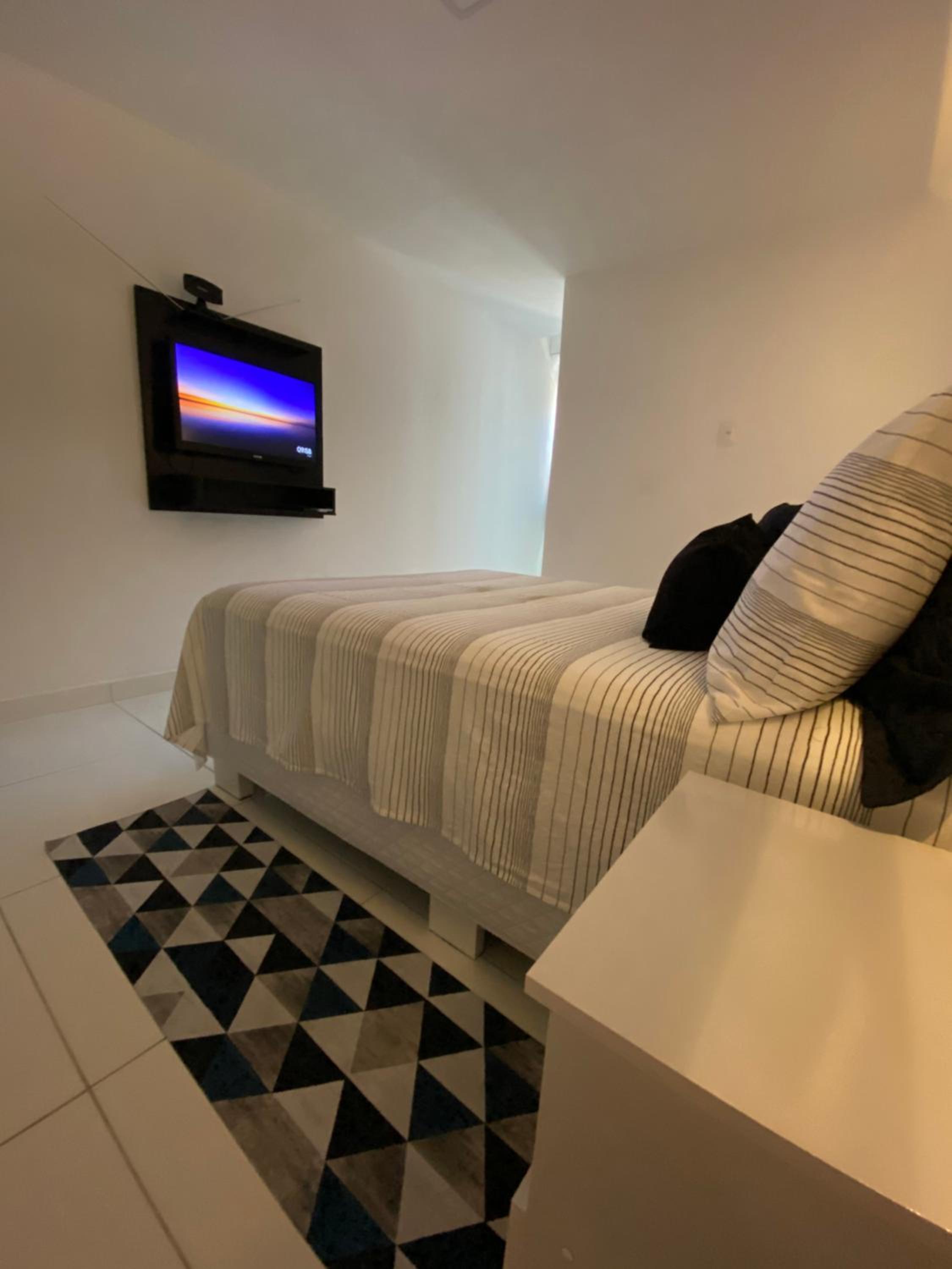 One-Bedroom Apartment - Photo 34