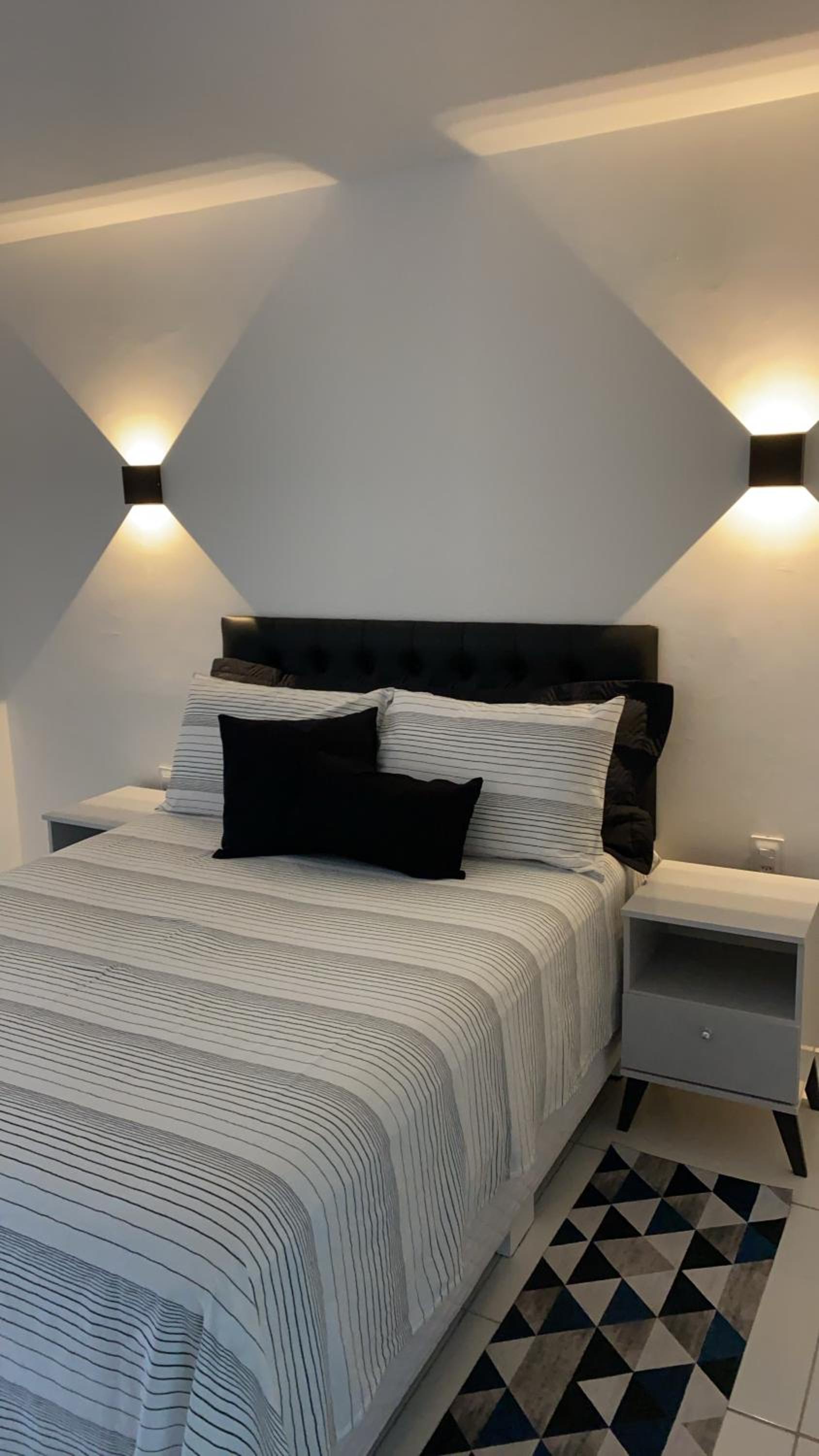 One-Bedroom Apartment - Photo 33