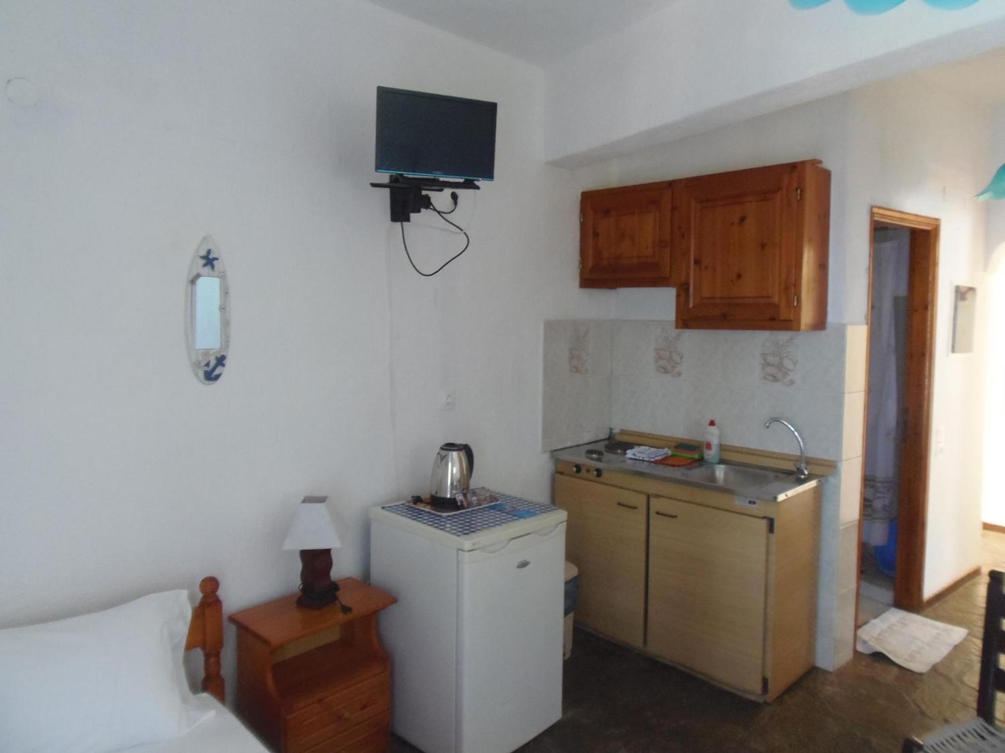 Apartment with Balcony - Photo 22