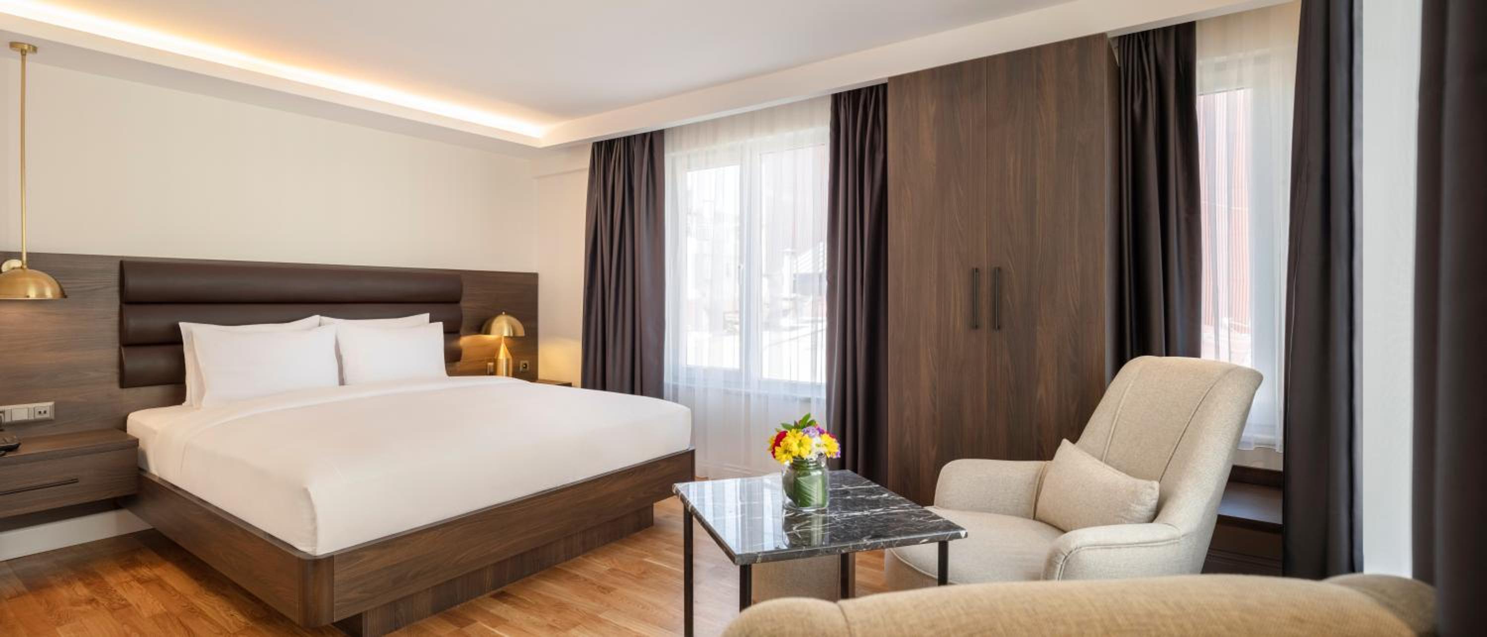 Executive Suite photo 2