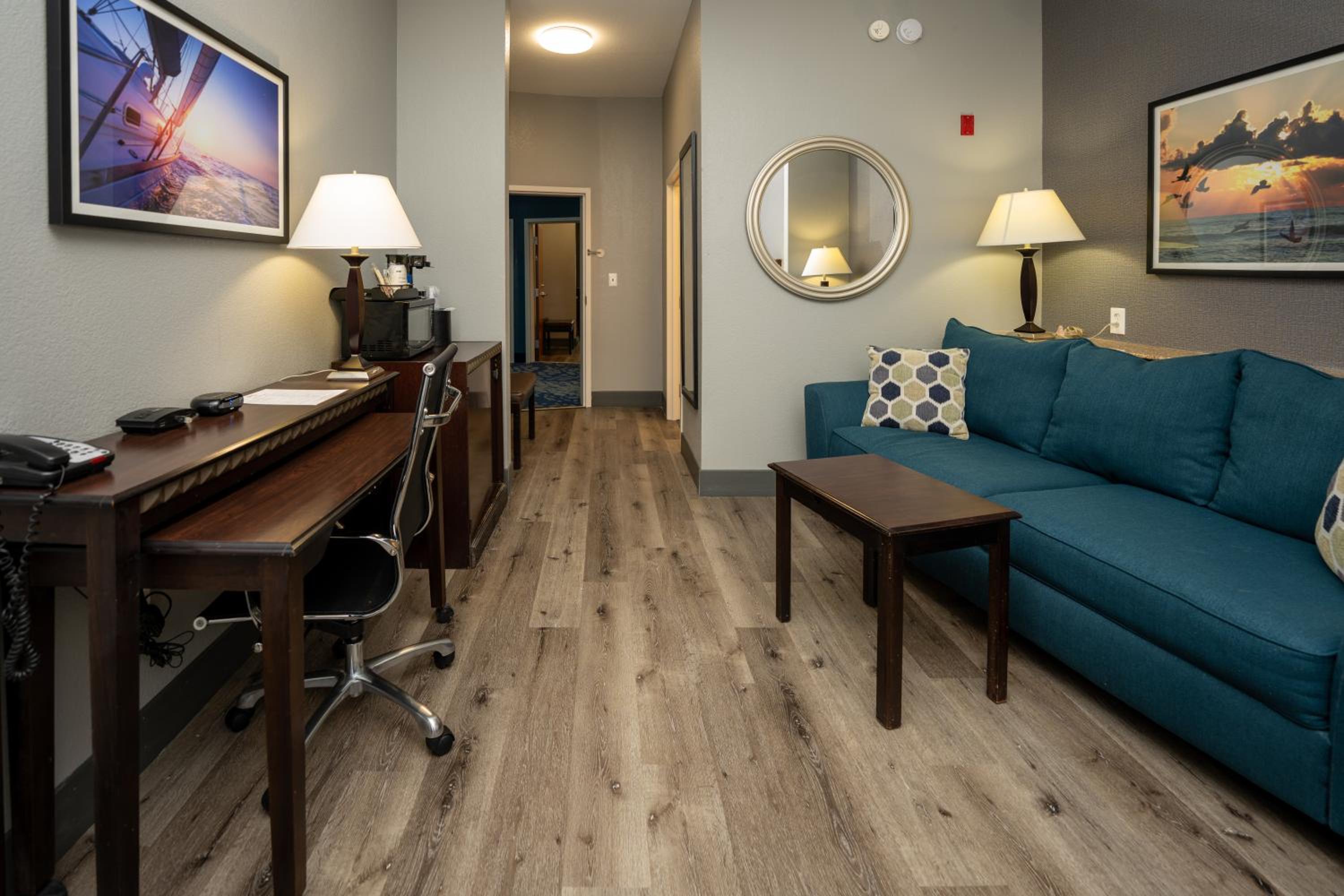 One Room Suite - Non Smoking photo 3