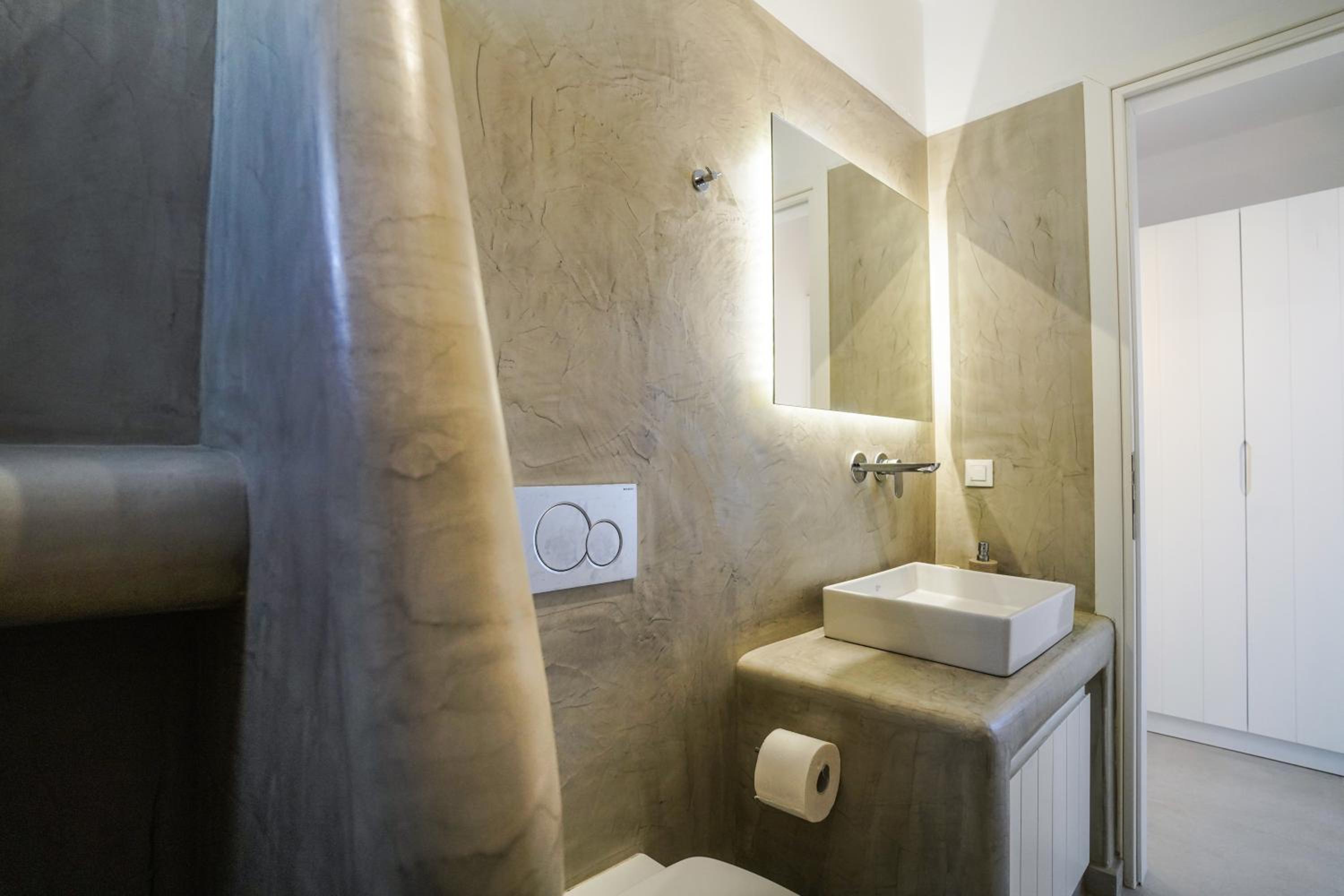 Studio Apartment with Sea View - Photo 3